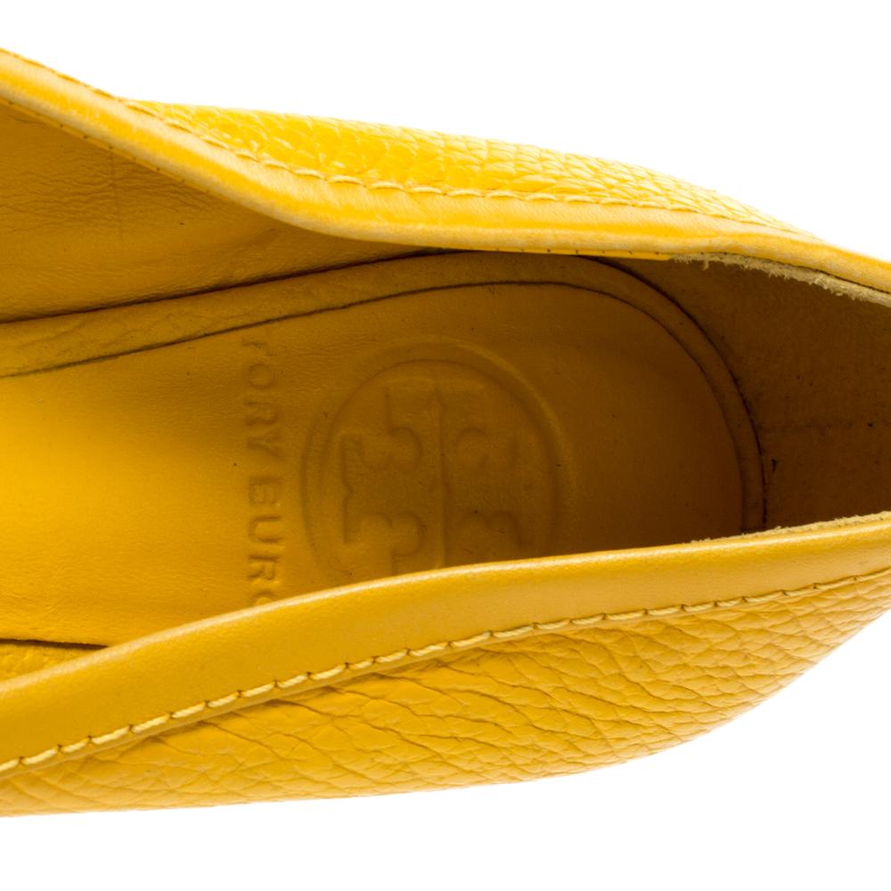 tory burch mustard flats