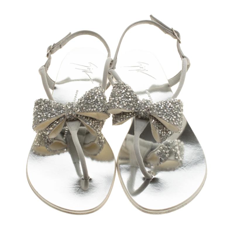 flat sandals bow