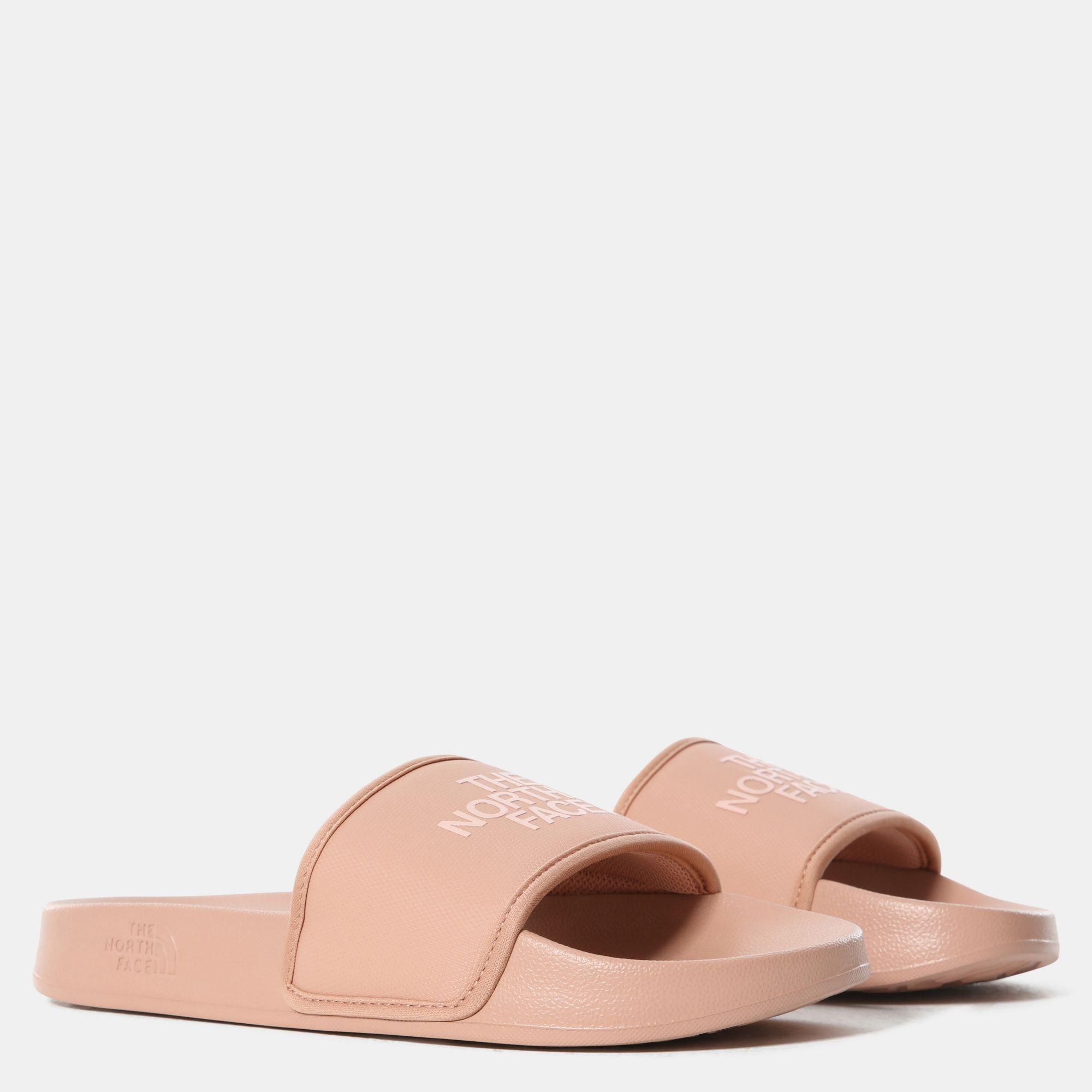Womens Shoes Flats and flat shoes Sandals and flip-flops The North Face Harnessing Mesh Foam Straps And Grippy Soles For Poolside Comfort in Black 