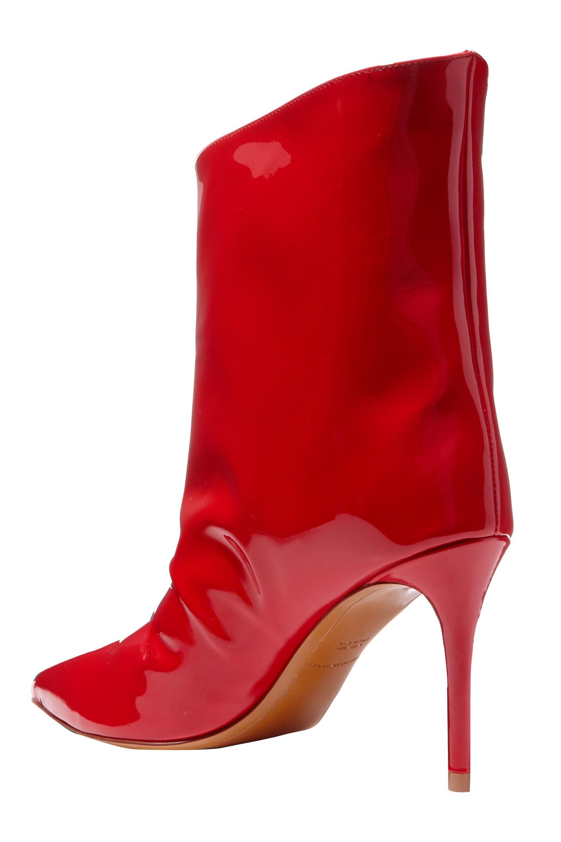 alexandre vauthier red boots