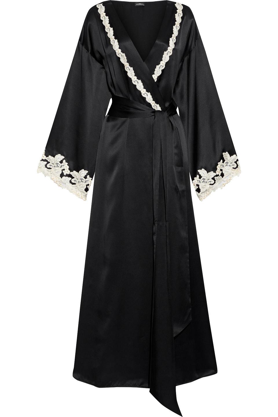 La Perla Maison Classique Lace-trimmed Silk-satin Robe in Black