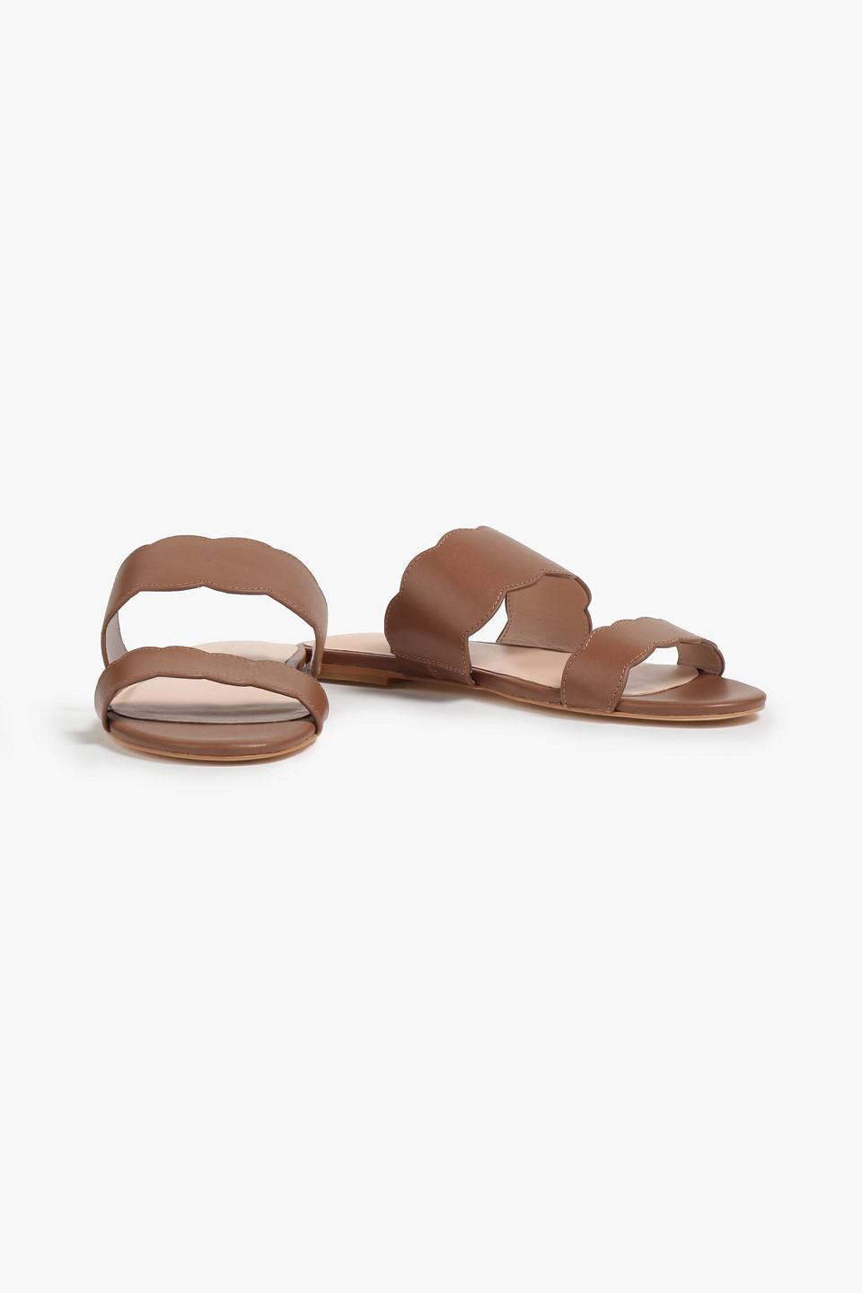 Stuart Weitzman Santorini Scalloped Leather Slides in Brown | Lyst