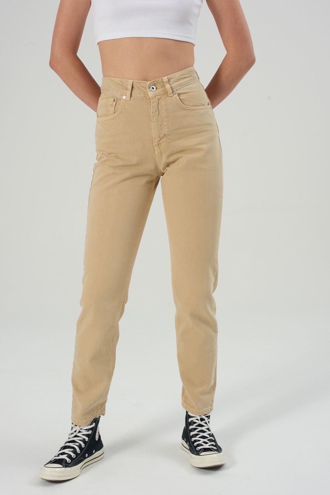 The Ragged Priest Cougar Mom Jean in Natural | Lyst