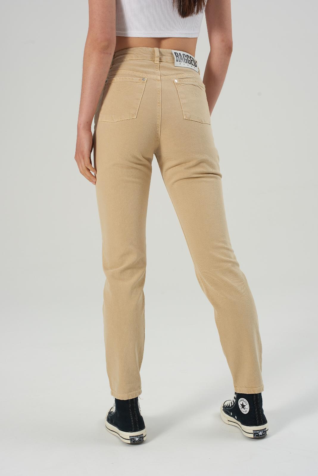 The Ragged Priest Cougar Mom Jean in Natural | Lyst
