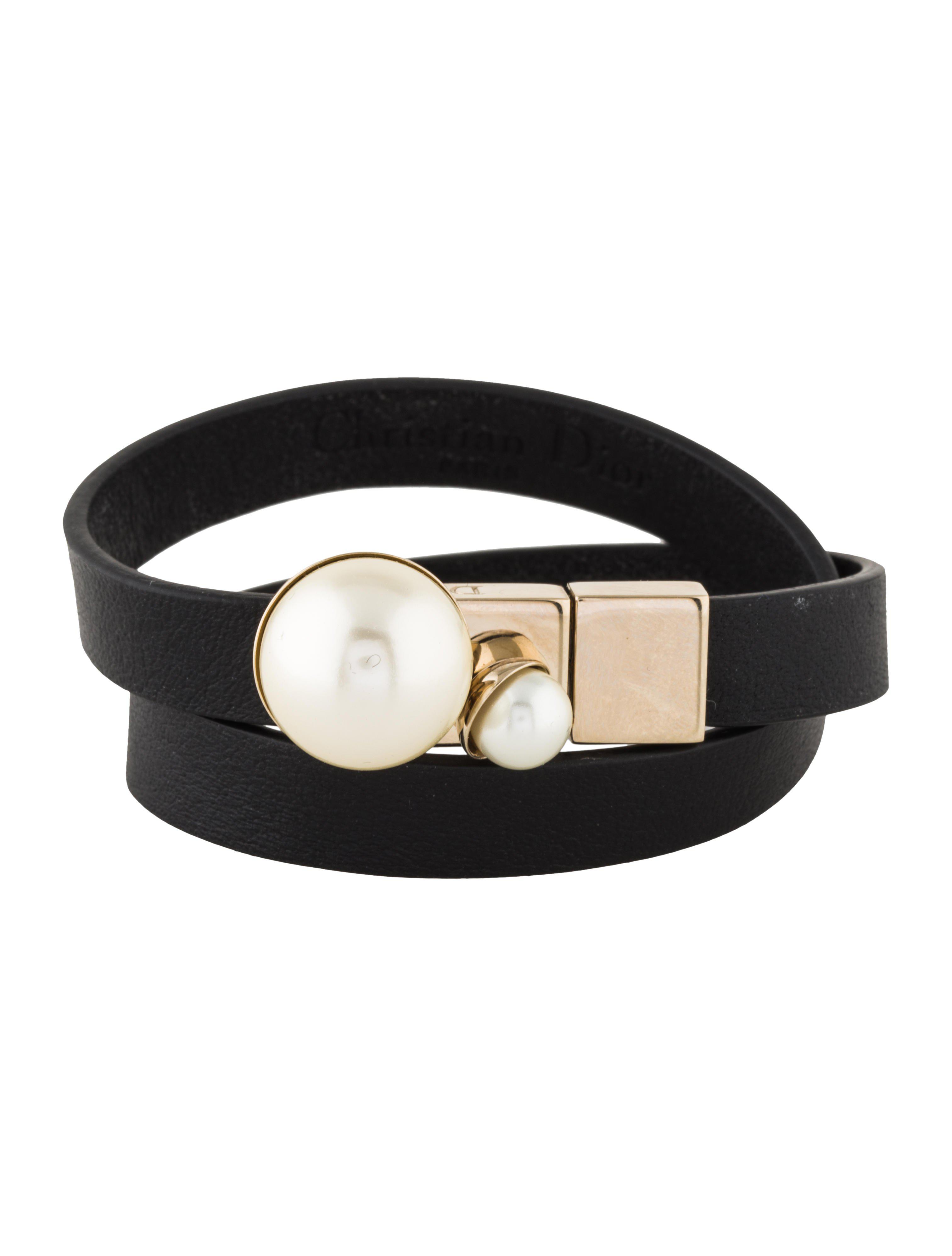 Lyst Dior Faux Pearl Wrap Bracelet Gold In Metallic Gallery