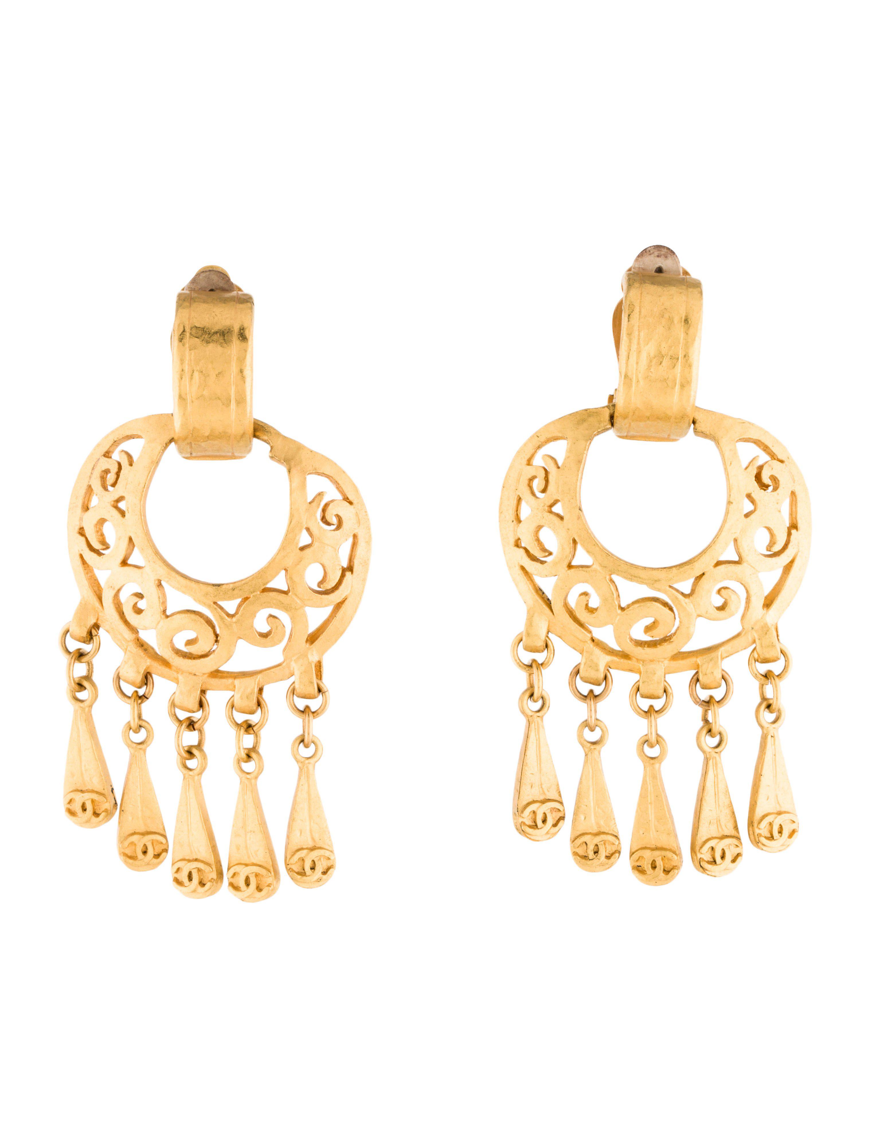 Lyst Chanel Chandelier Earrings Gold In Metallic Gallery