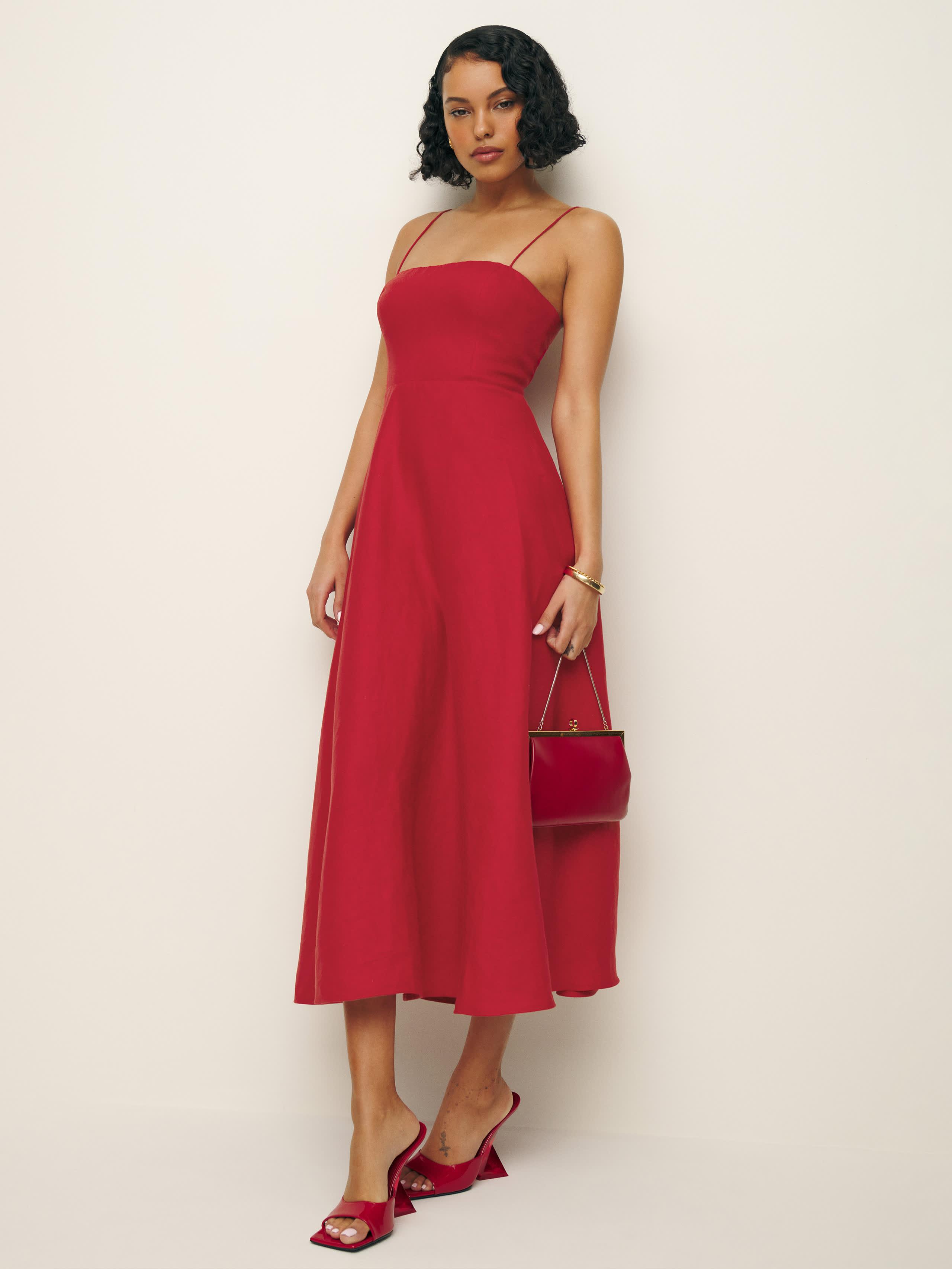 women's red formal dress Sweetheart Pleated with Detachable Sleeves Color:Shiny Gold Backless Halter A-Line Midi combining sophistication with timeless PFID|SMW01S_101|PFMW