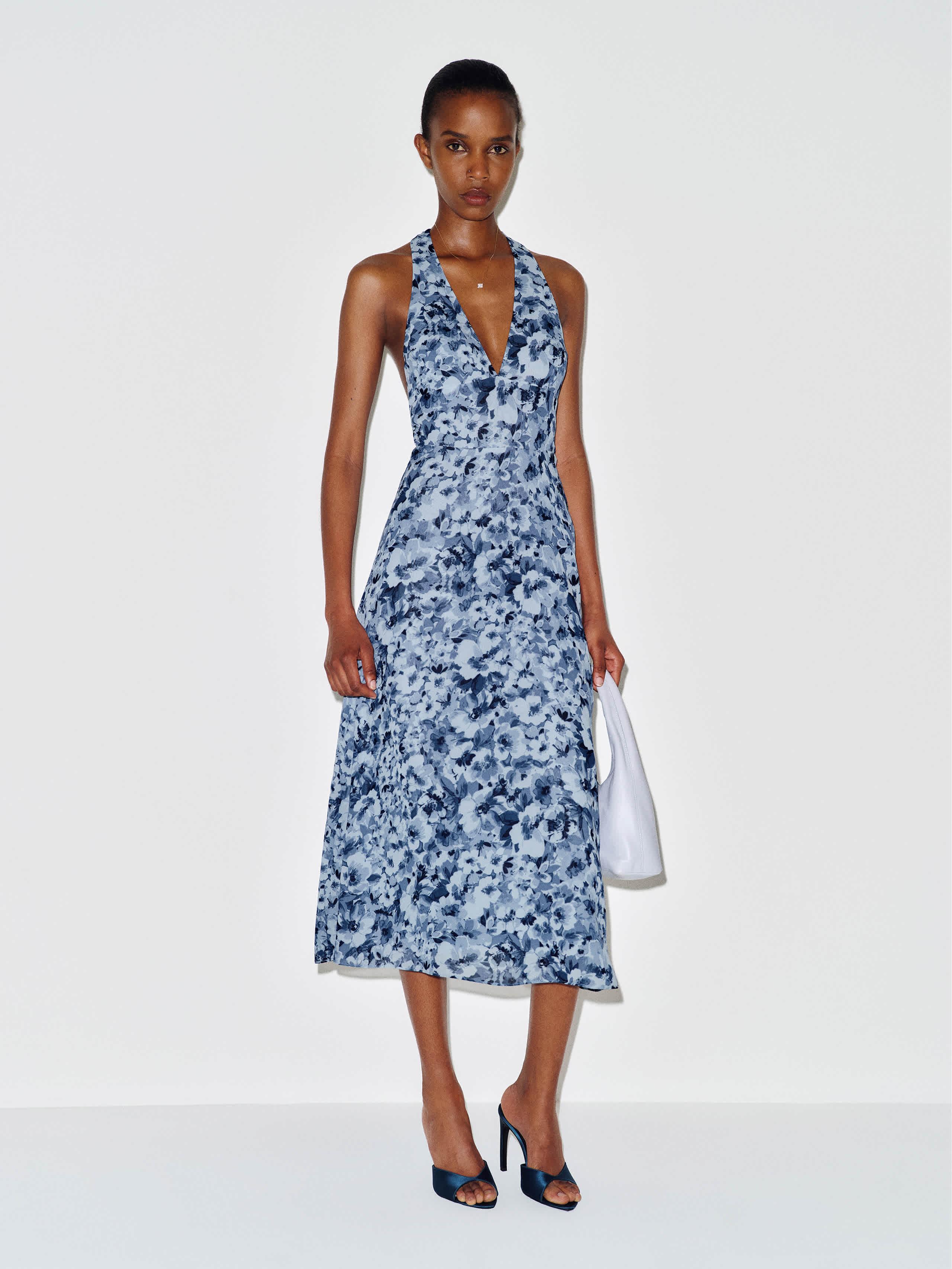 reformation blue floral midi dress Reformation Michelle Dress 0 in Blue