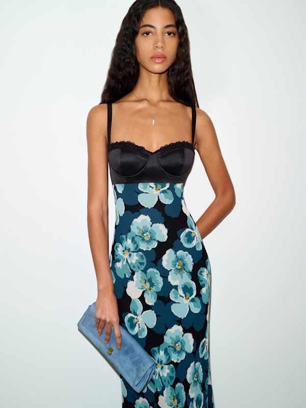 reformation blue lace dress Breanne 0 in baring length. romantic fashion Skims Slip Dress | Women's size:10