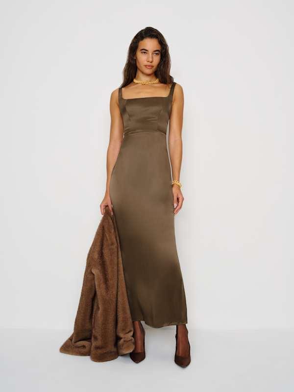 reformation chocolate brown dress NWT NEW Reformation x Laura Harrier Velda Maxi Dress in Chocolate Brown Size 6