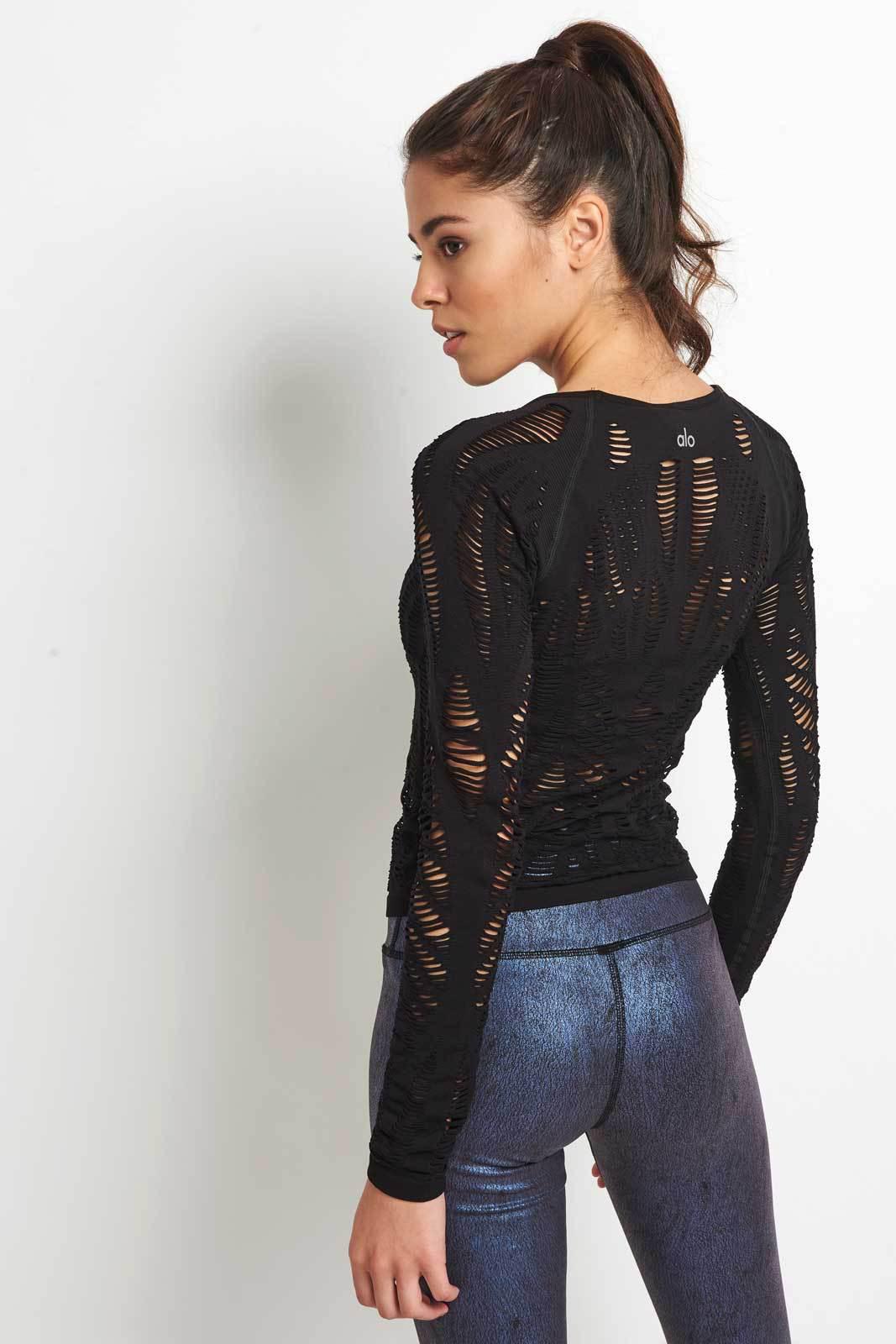 alo yoga wanderer long sleeve