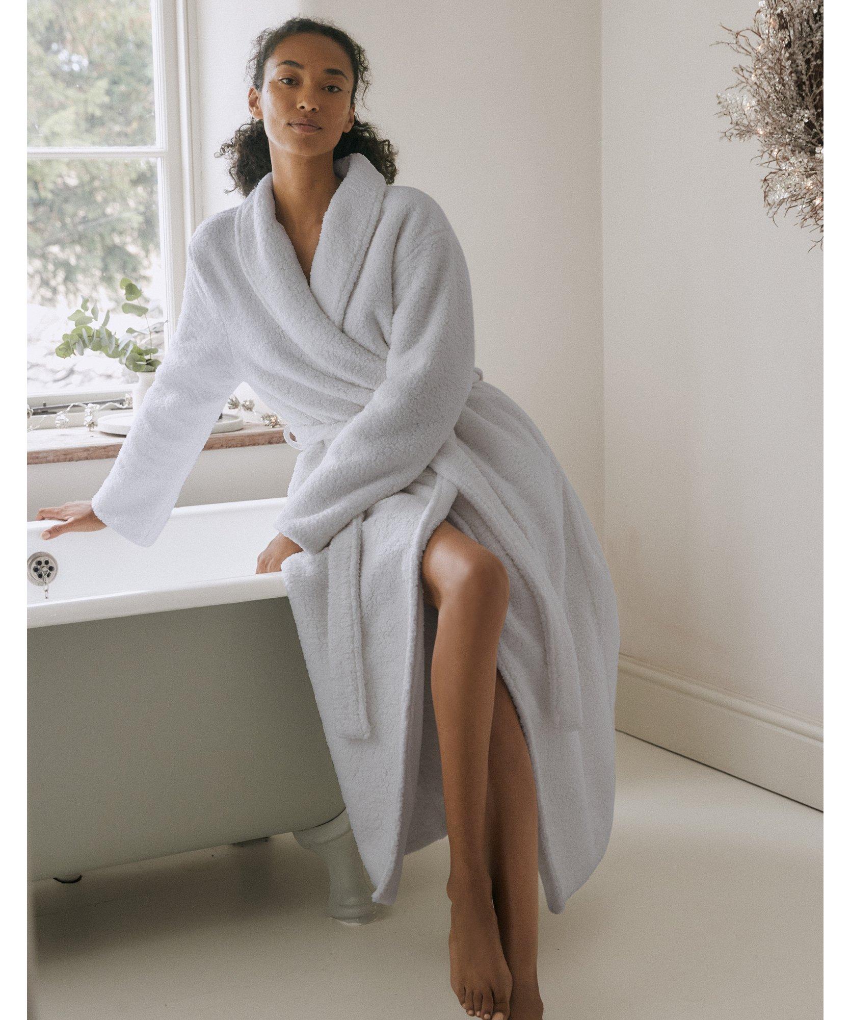 The White Company Long Supersoft Snuggle Robe in Gray Lyst