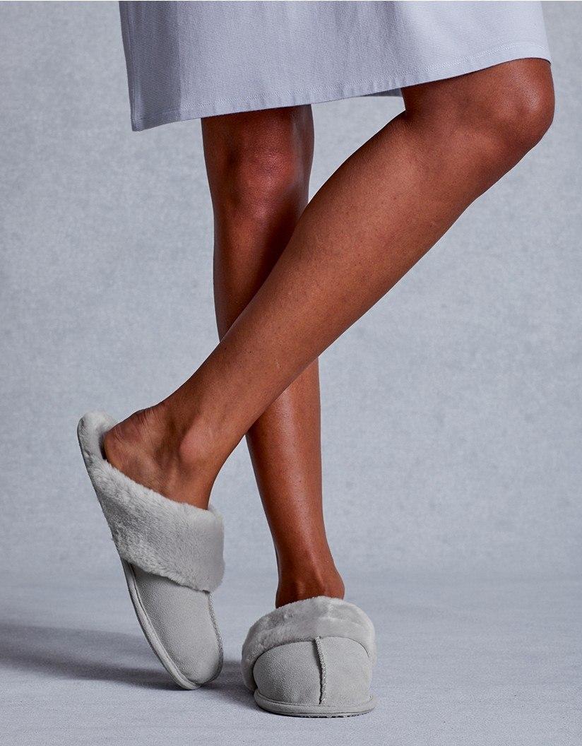 the white company mule slippers