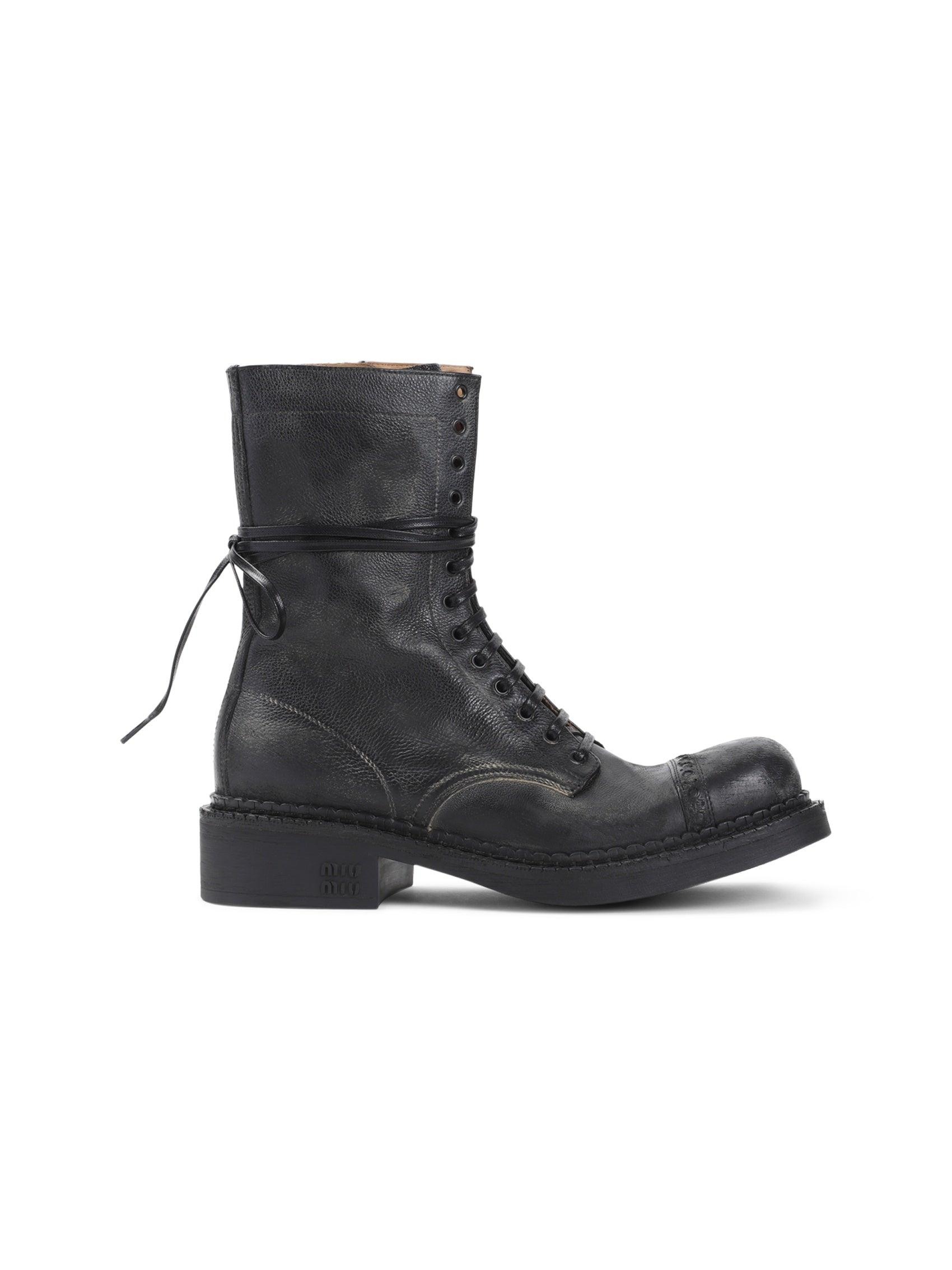 【MiuMiu 】Suede ankle boots アンクルブーツ Logo suede ankle boots in brown - Miu Miu | Mytheresa