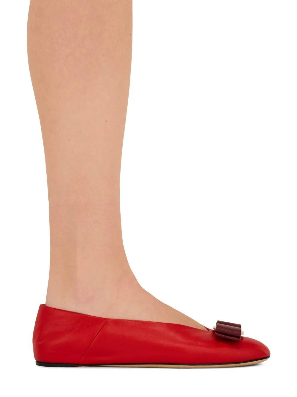 Ferragamo Vanna Ballerinas Shoes in Red | Lyst