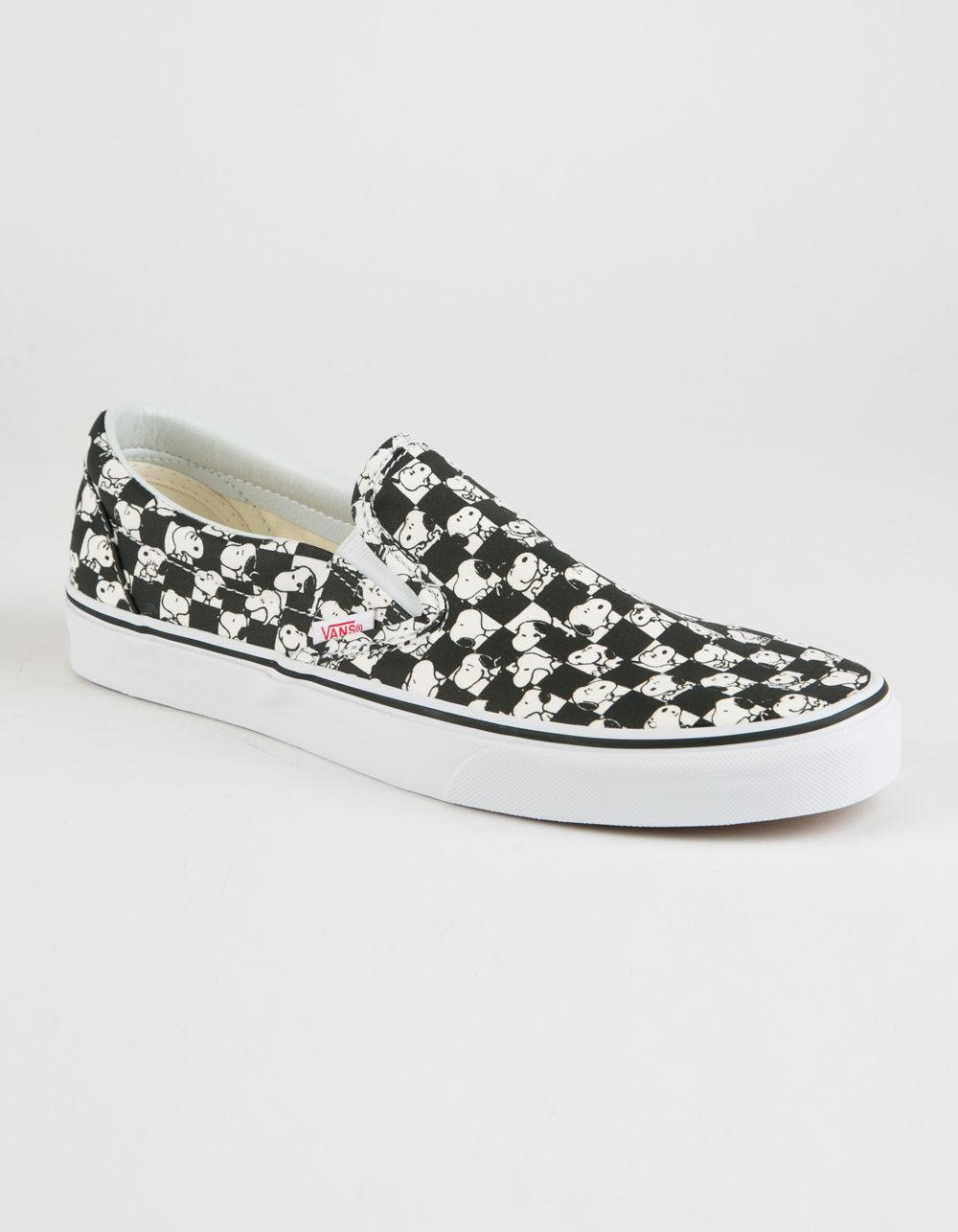 Vans Canvas X Peanuts Snoopy Checkerboard Classic Slip-on Shoes - Lyst
