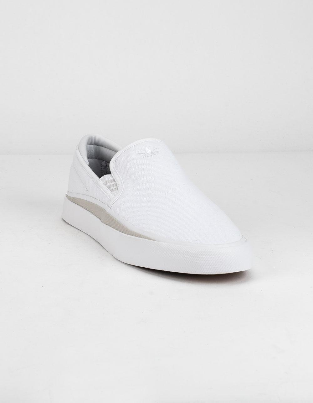 adidas slip on white