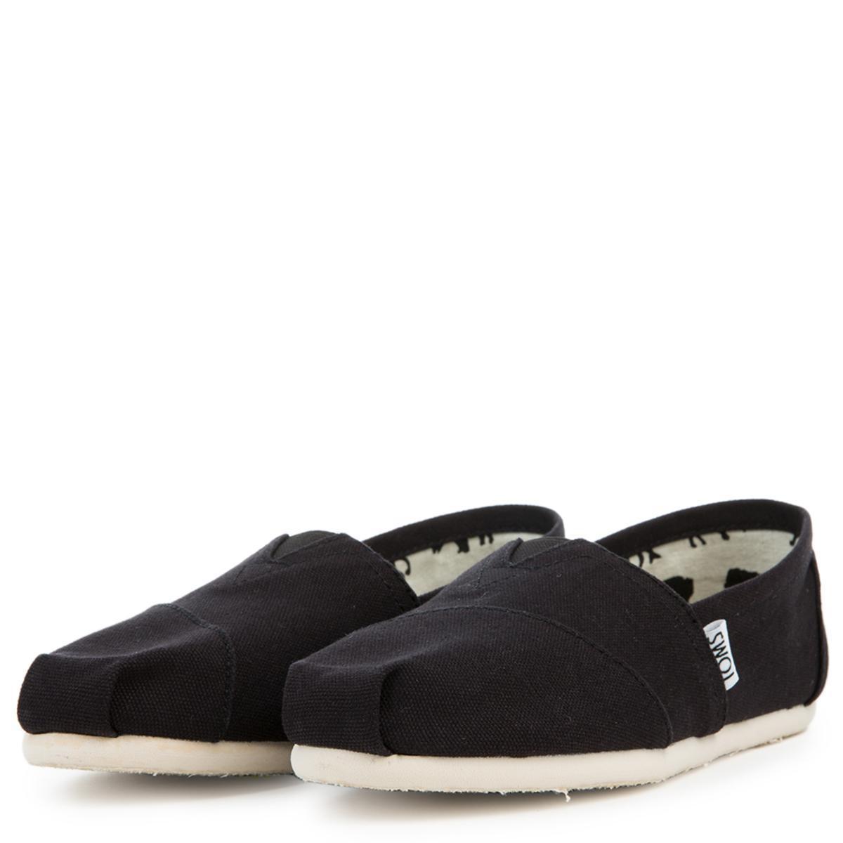 toms classic black canvas