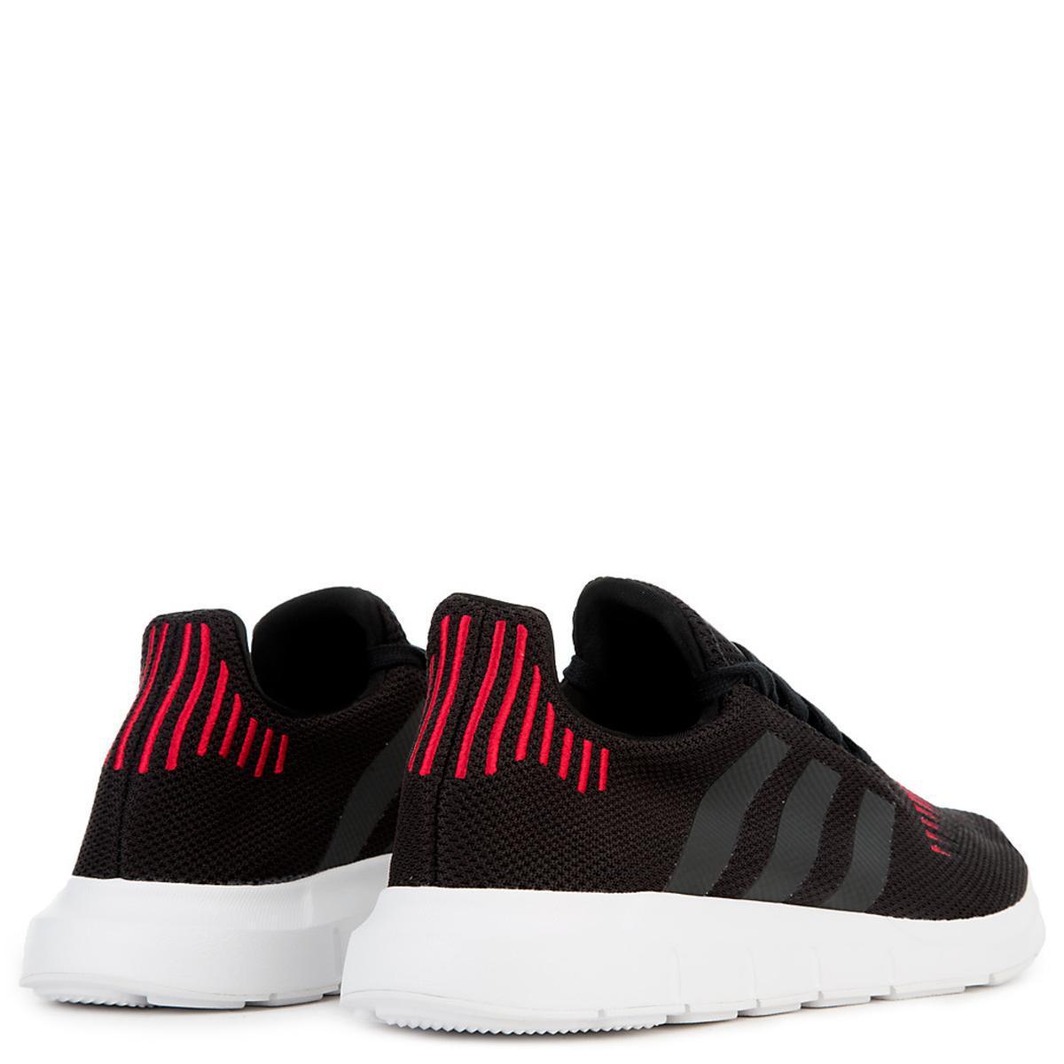 adidas swift run black and red online -