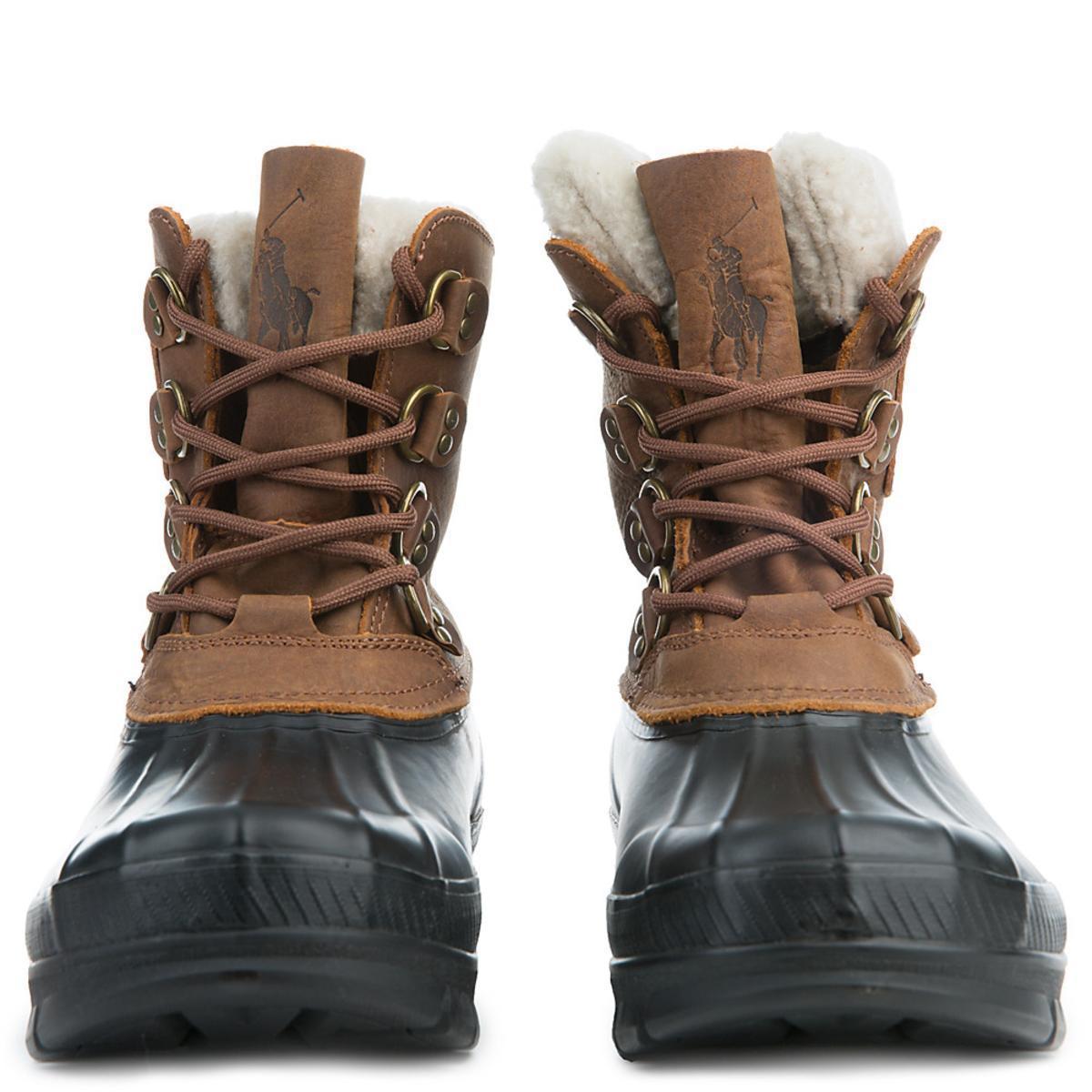 tan duck boot