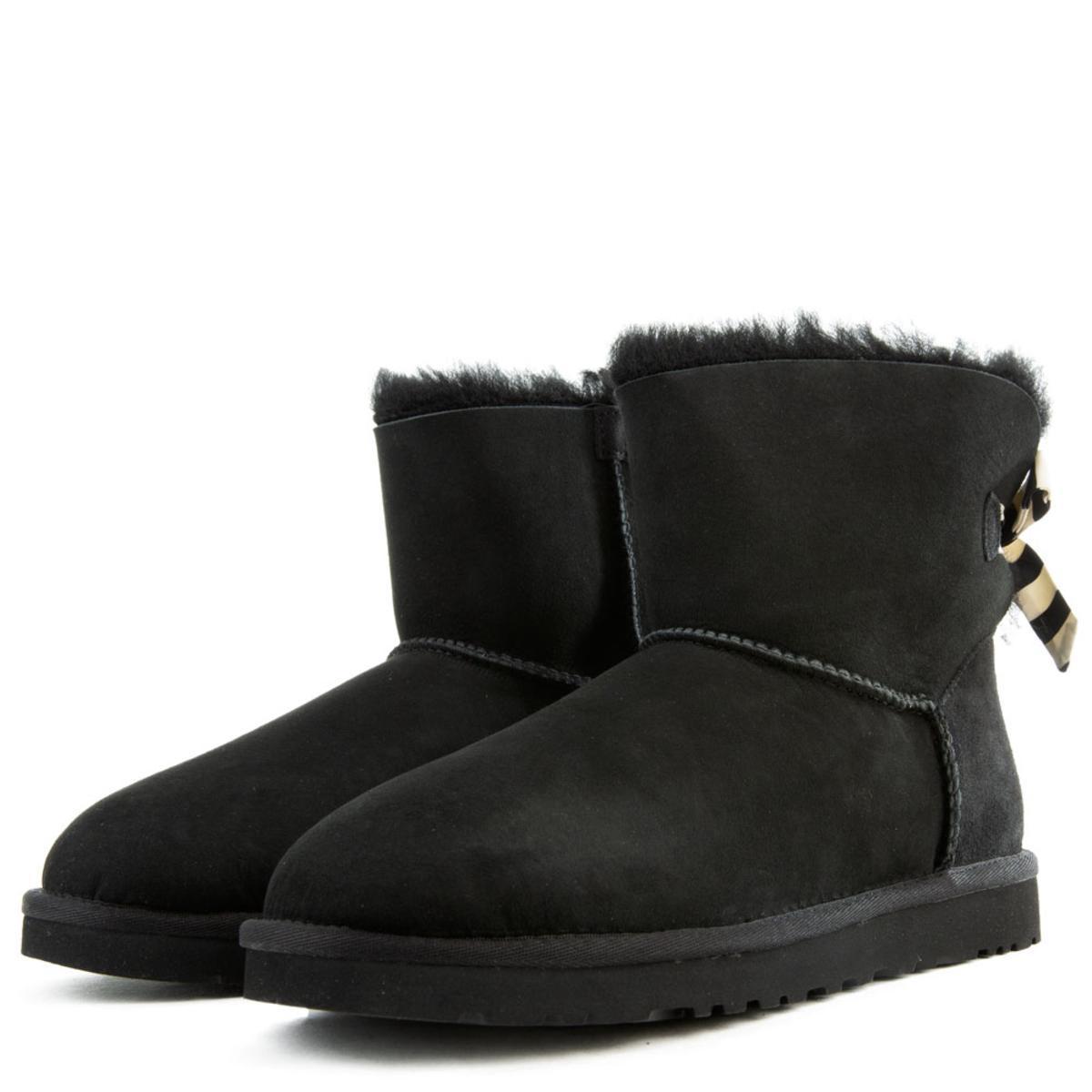 uggs with bows in back