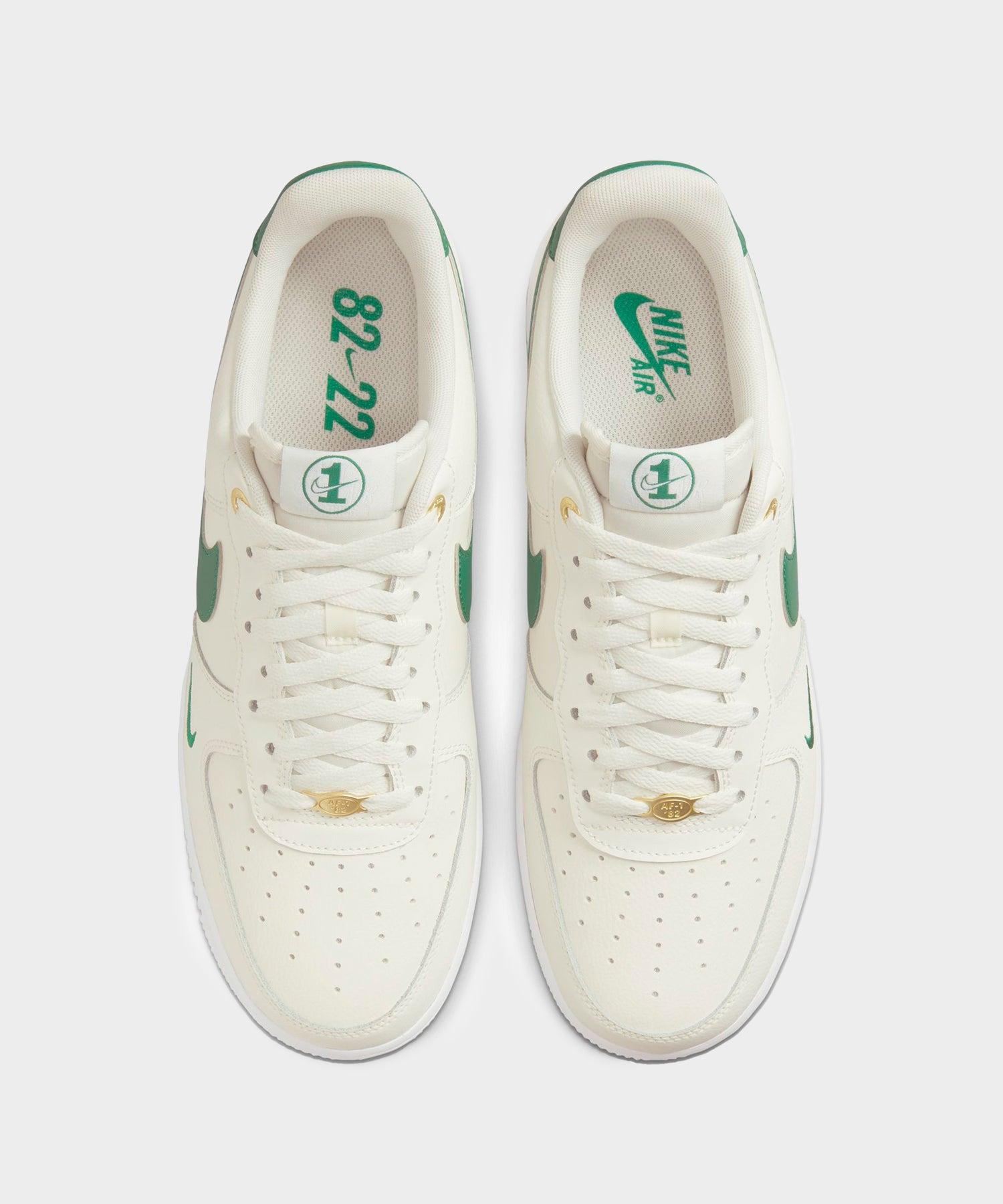 Nike Air Force 1 '07 Lv8 Emb white Malachite Sneakers