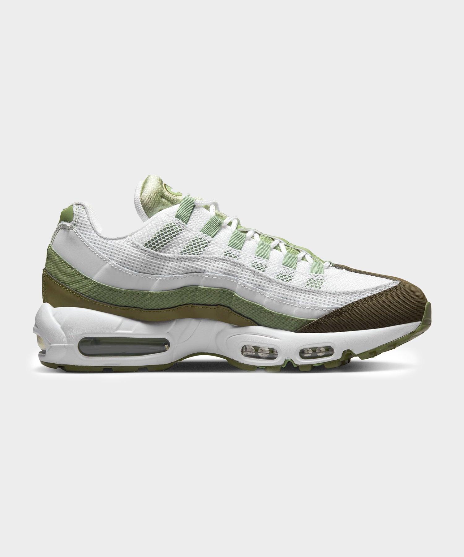 Nike Air Max 95 Shoes in Green | Lyst