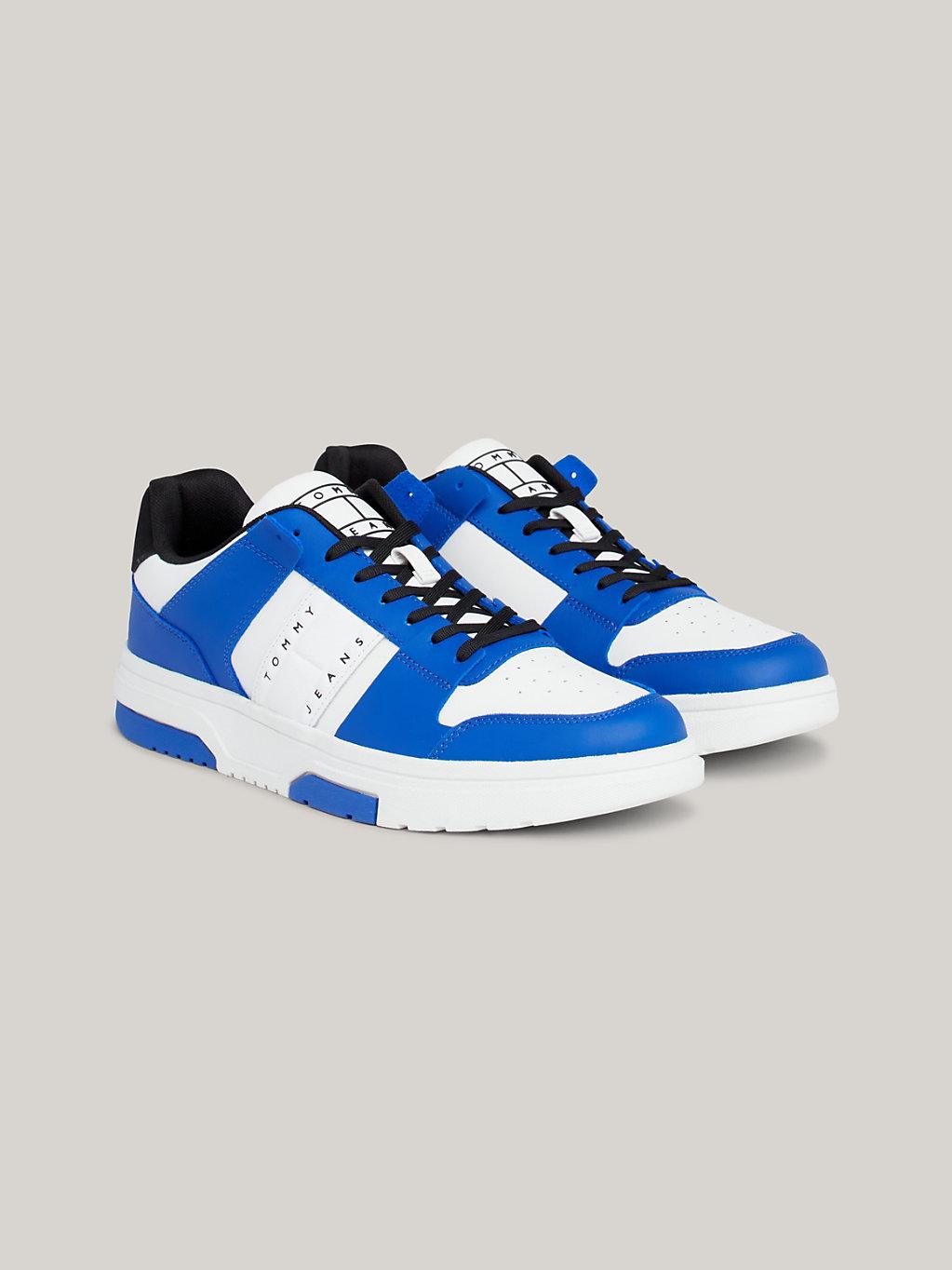 tommy badge vulcanised leather trainers
