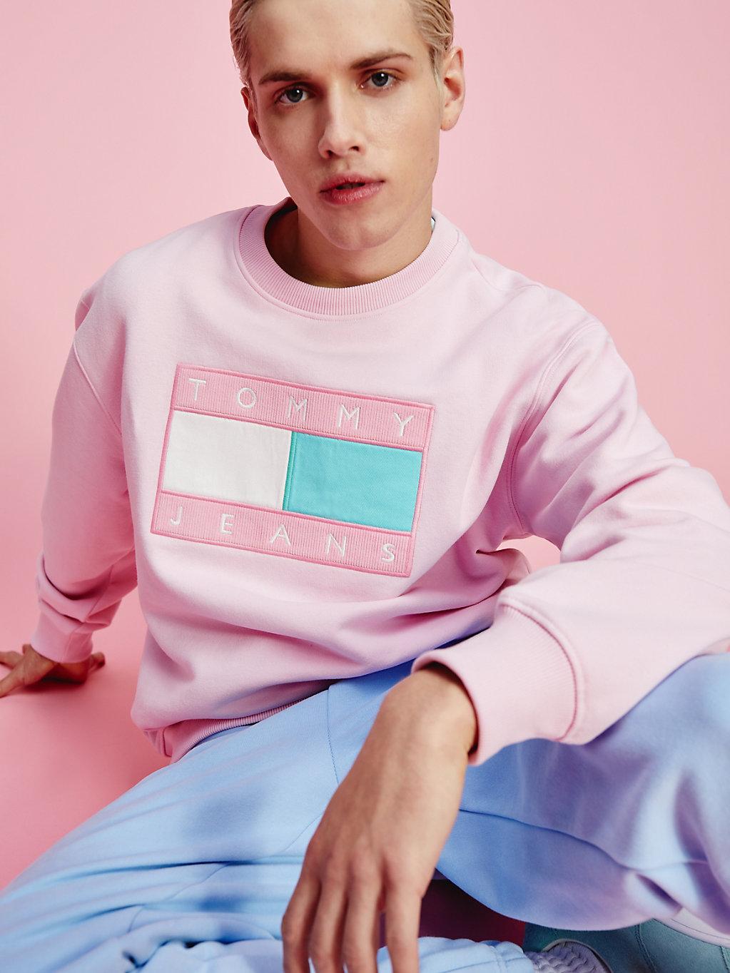 Tommy Hilfiger Denim Pastel Sweatshirt mit Flag-Badge in Pink für Herren |  Lyst DE
