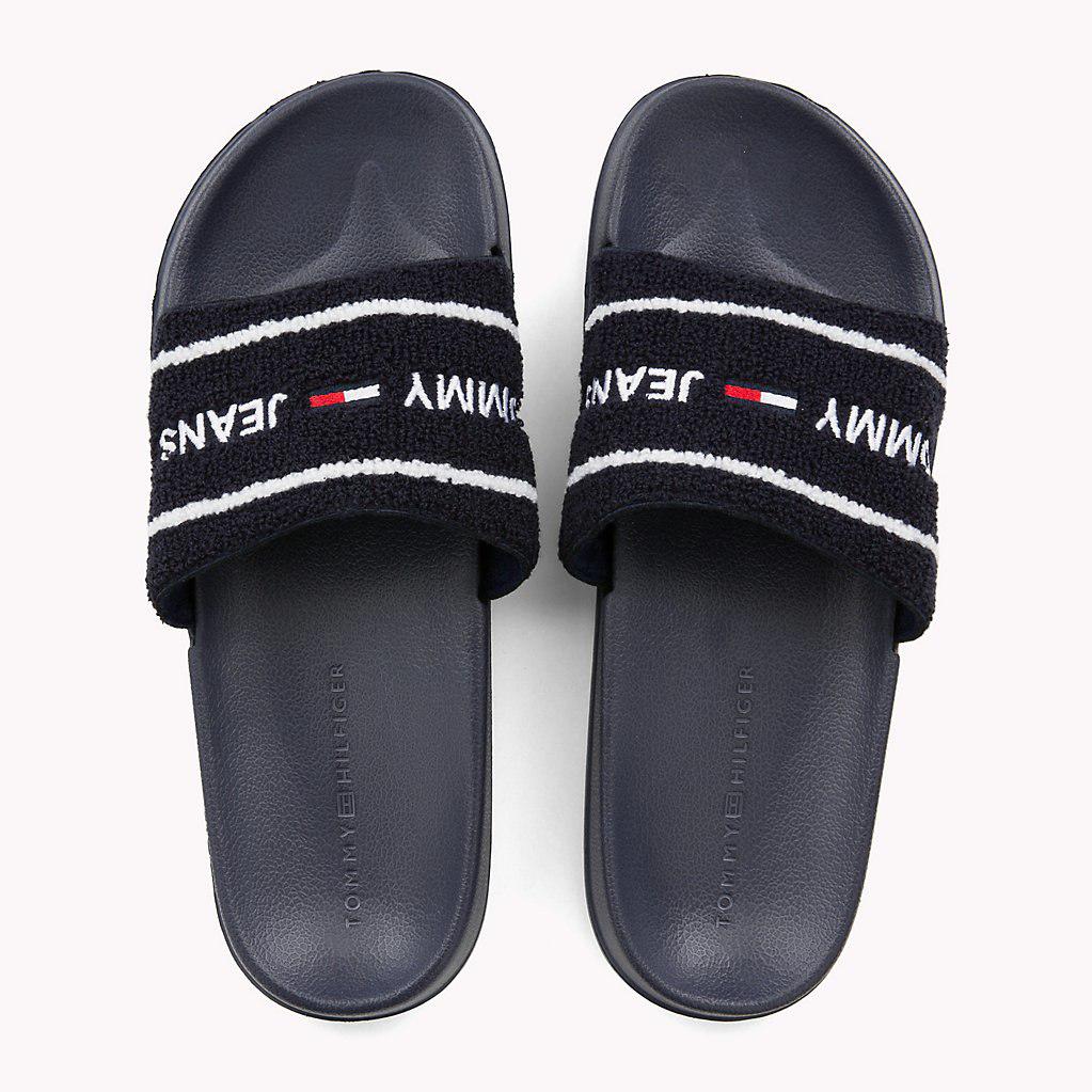black tommy hilfiger sliders