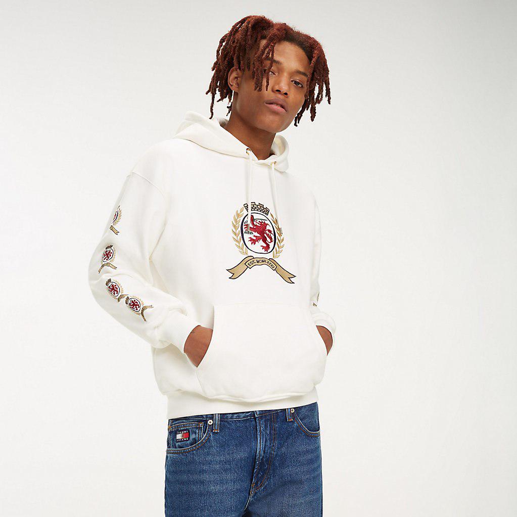 tommy jeans capsule crest logo sweatshirt