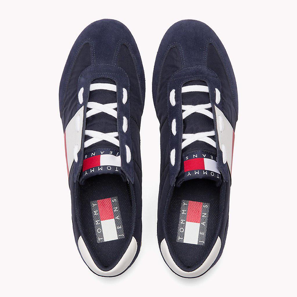 tommy hilfiger sneakers 90s