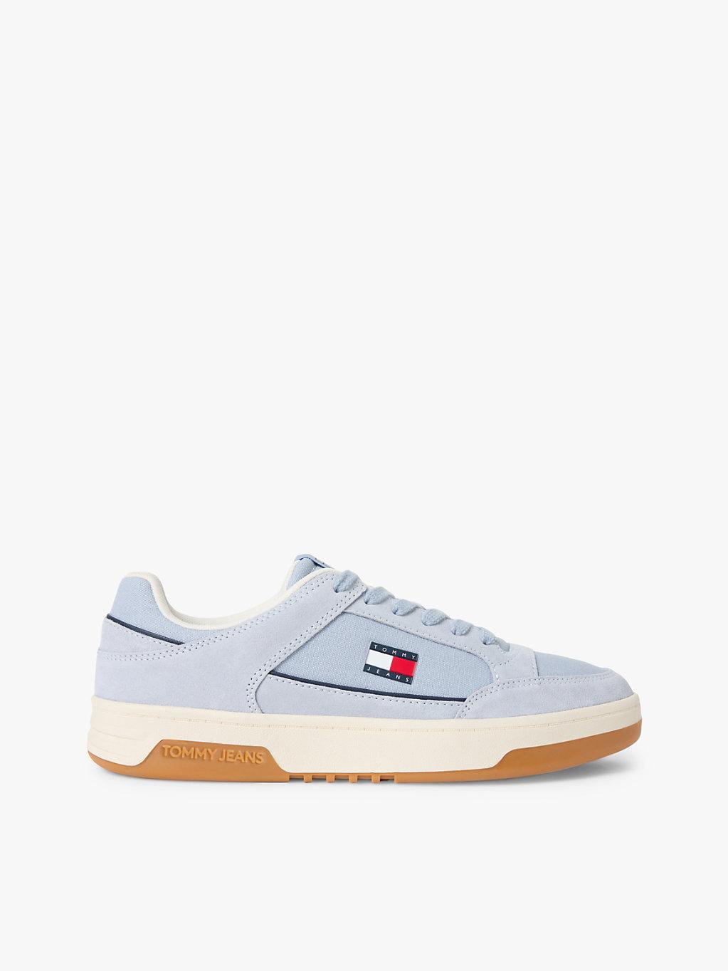 tommy hilfiger shoes near me