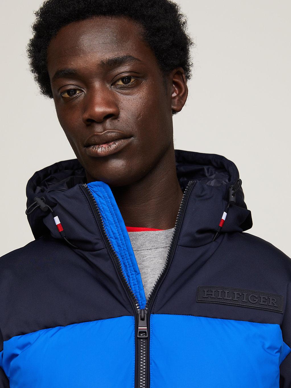 Doudoune th tech à capuche sale