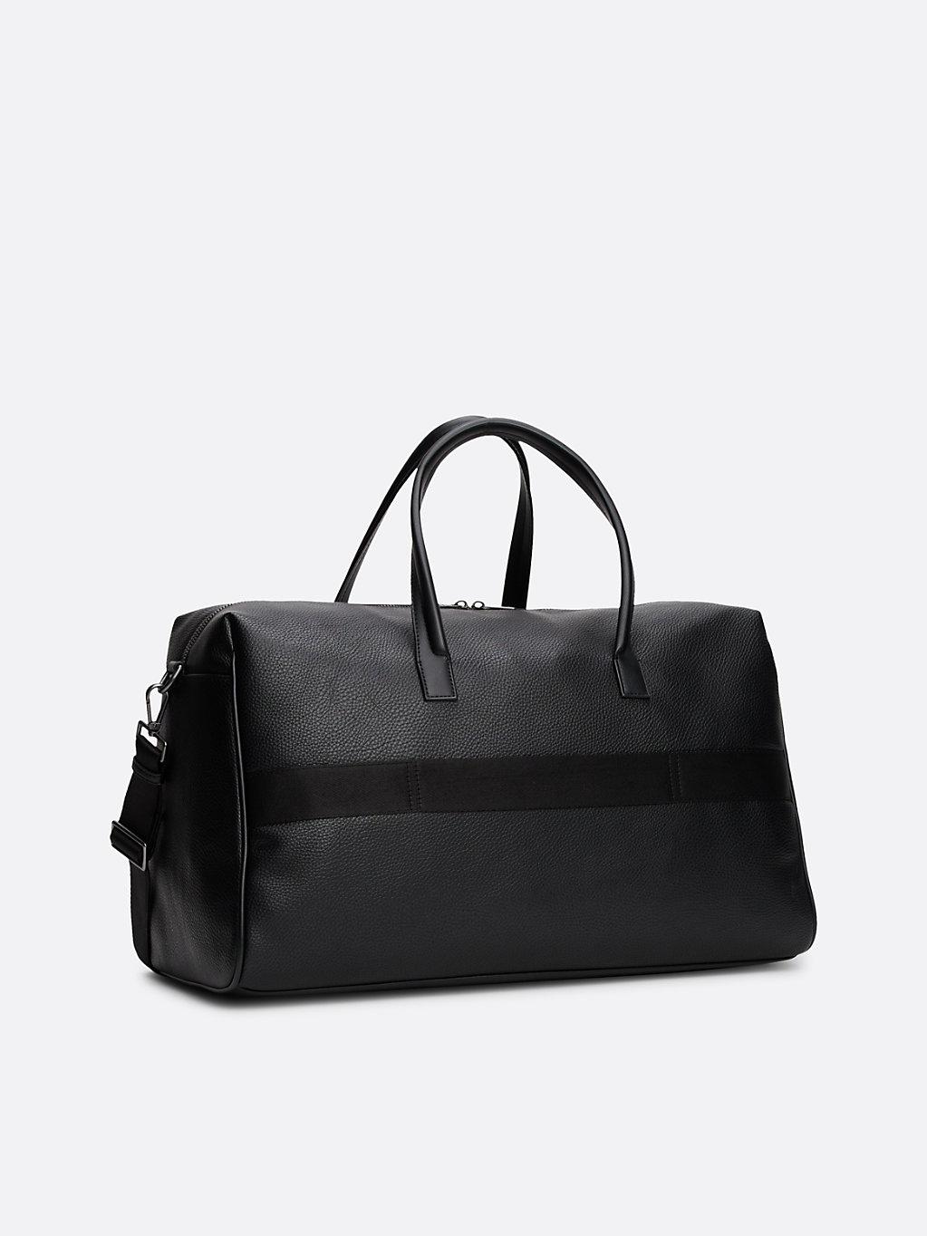Tommy Hilfiger Weekender Bags and Duffel Bags for Men Online Sale up to 40 off Lyst UK