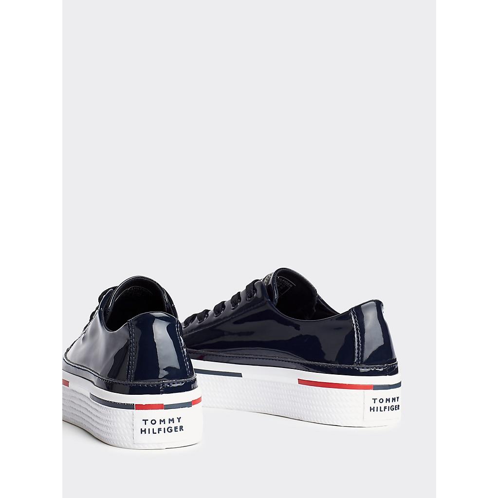 Tommy Hilfiger Lack-Flatform-Sneaker mit Streifen in Blau | Lyst DE
