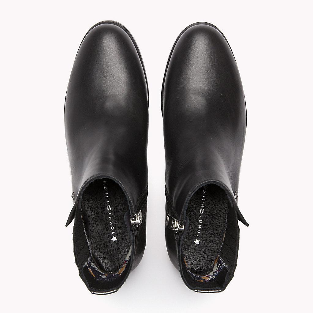 tommy hilfiger metallic heeled chelsea boot