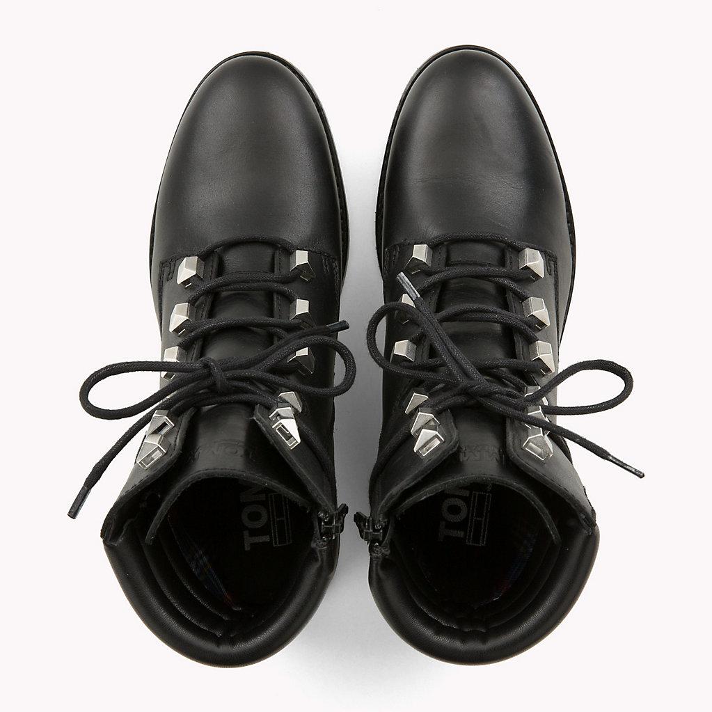 tommy jeans studs lace up boot