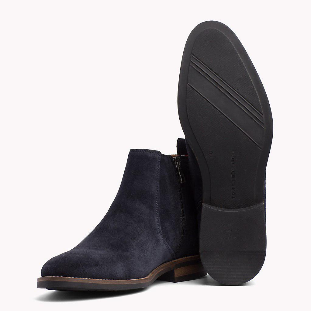 tommy hilfiger classic suede chelsea boots