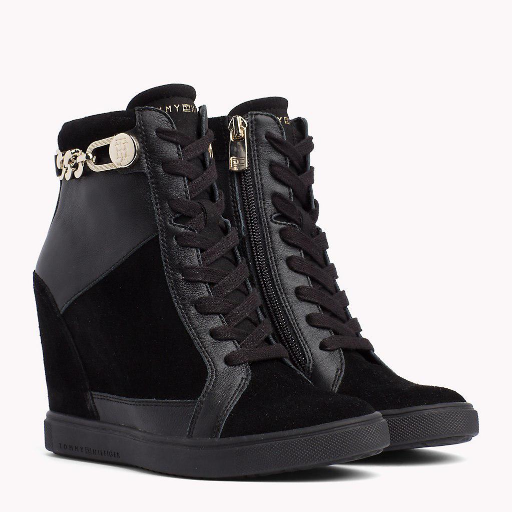 Tommy Hilfiger Leather Chain Wedge Ankle Trainers in Black - Lyst