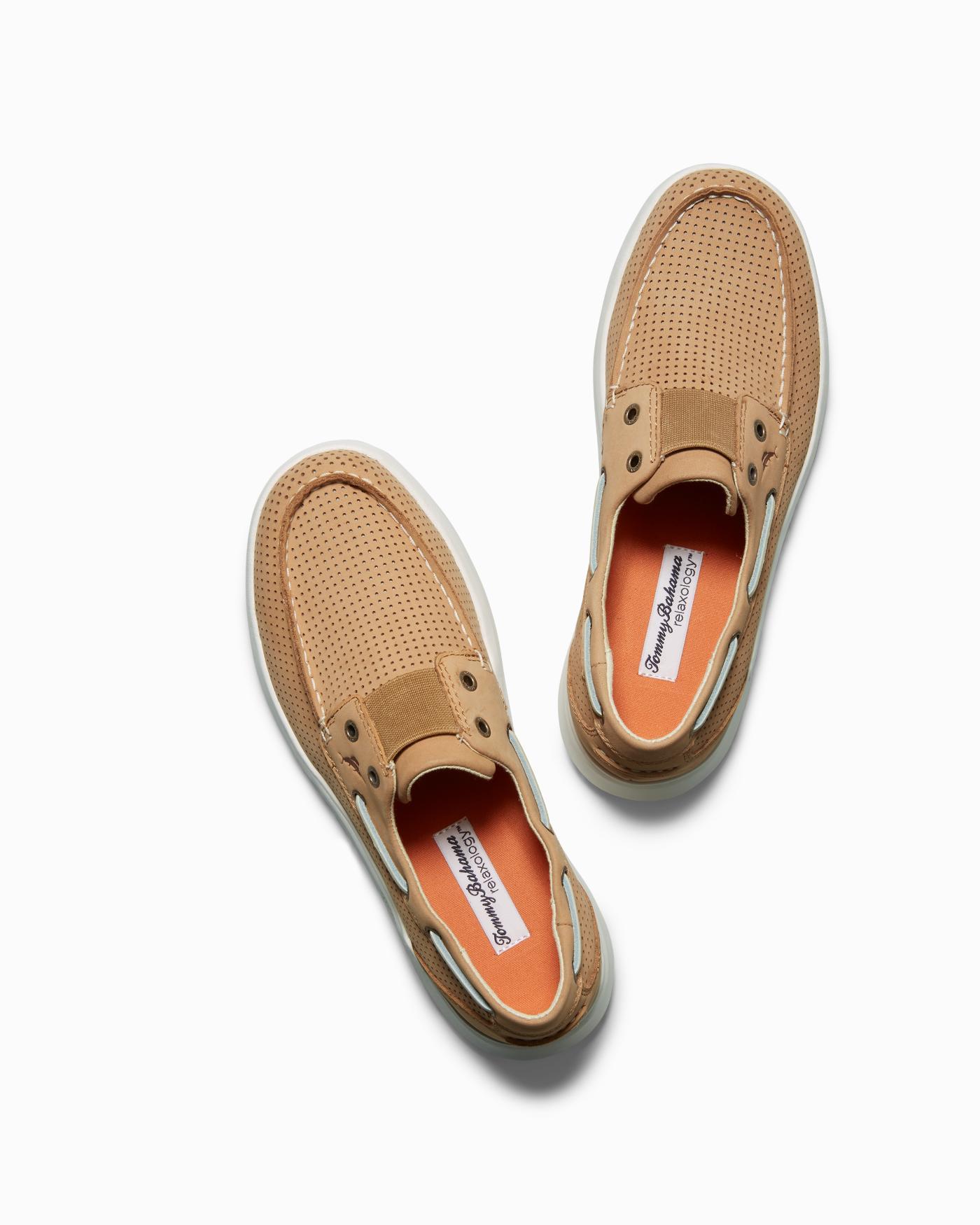 Total 75+ imagen tommy bahama mens shoes - Abzlocal.mx