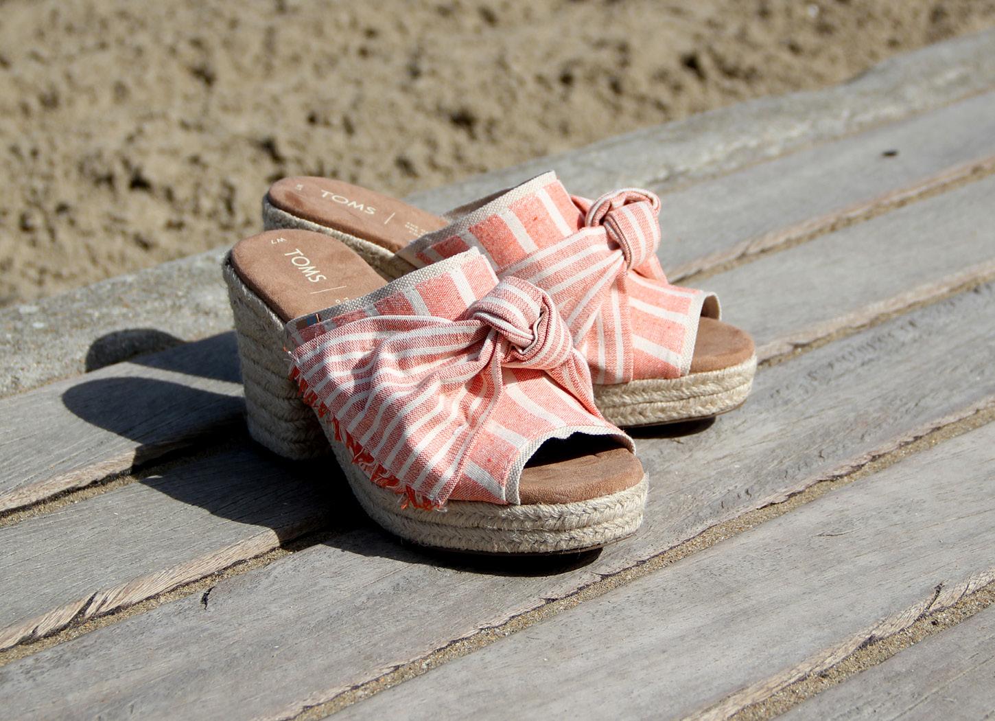 toms junie wedge sandal
