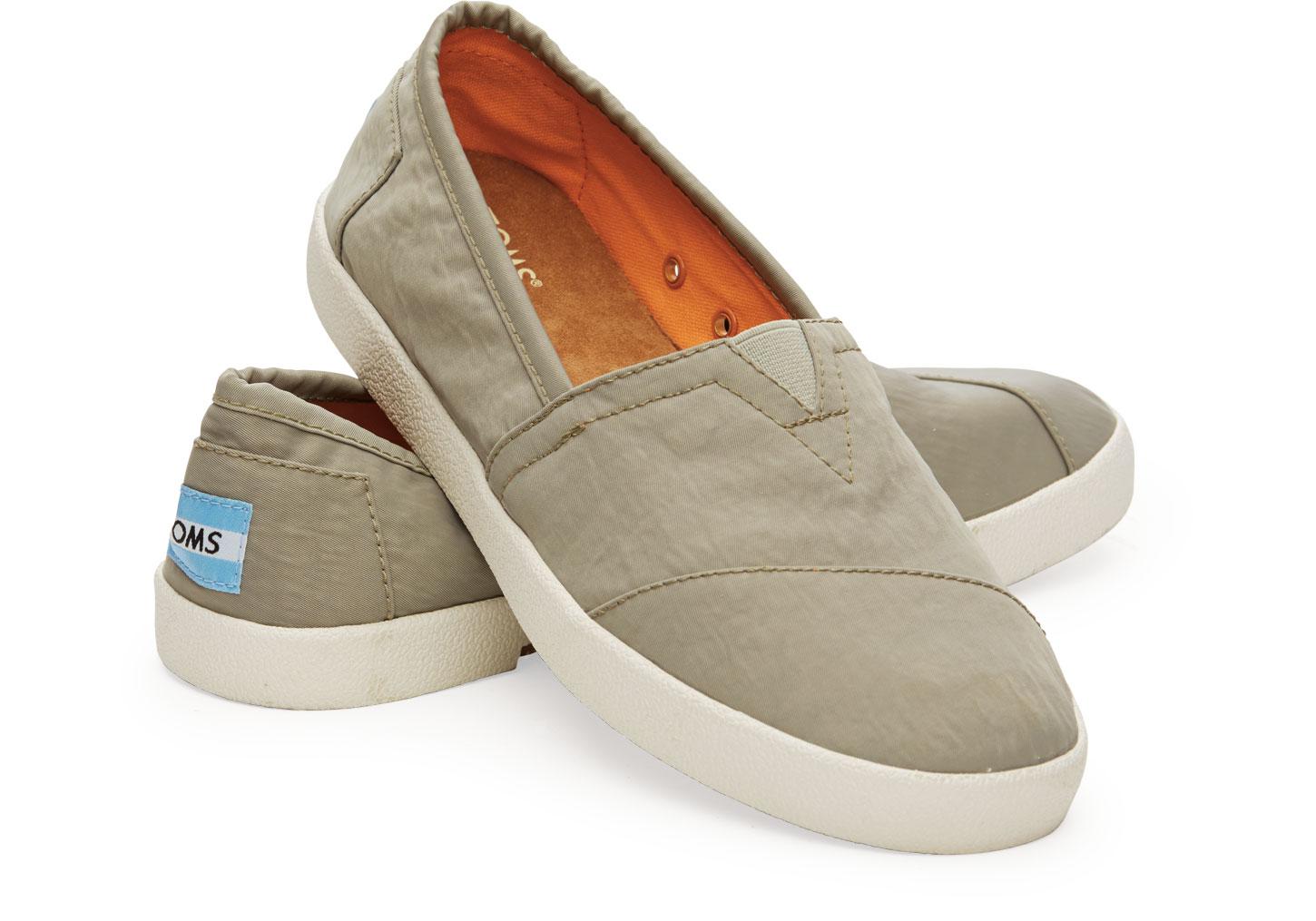 toms black avalon women's