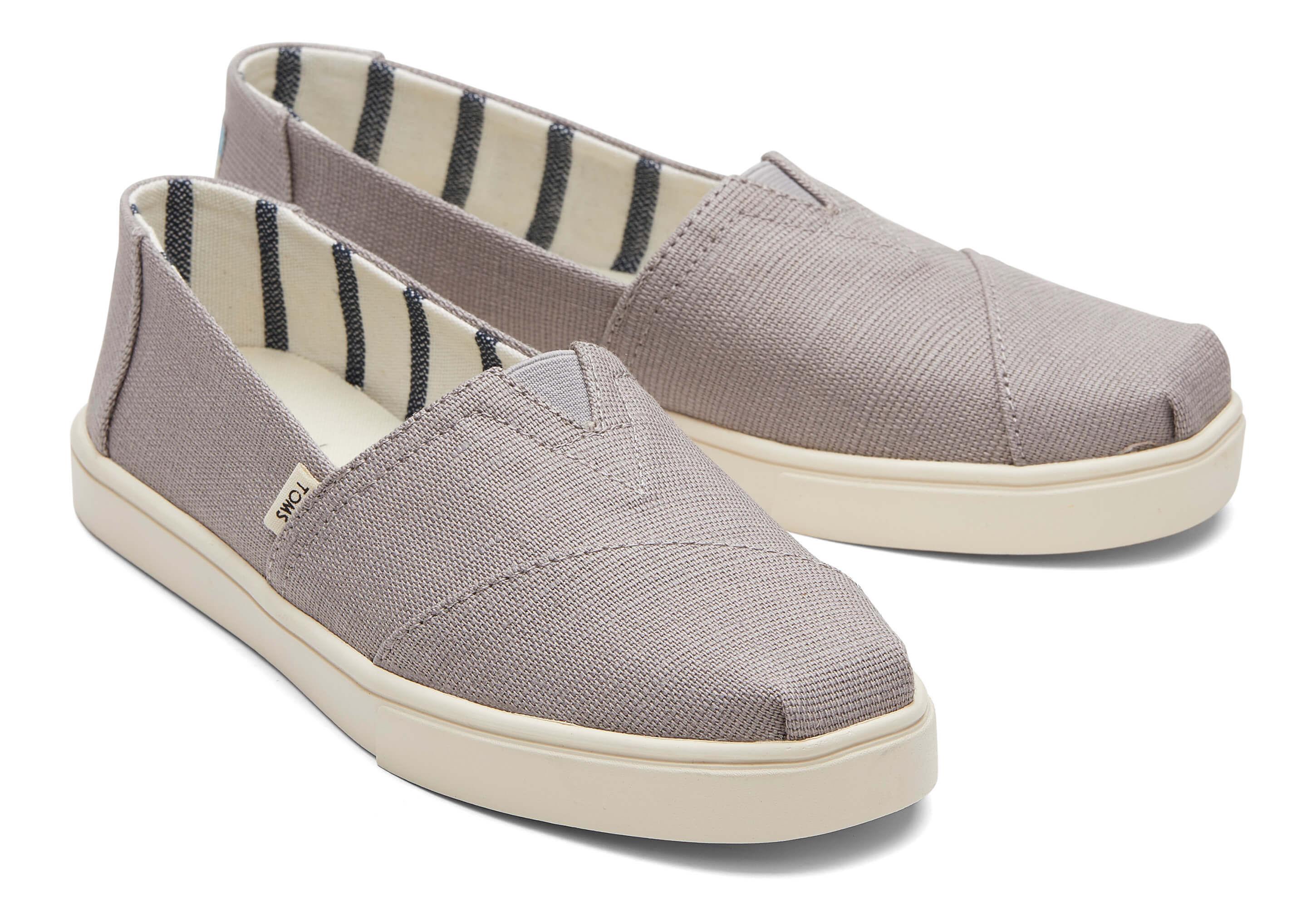 Toms: Zwart Schoenen nu tot −70% | Stylight