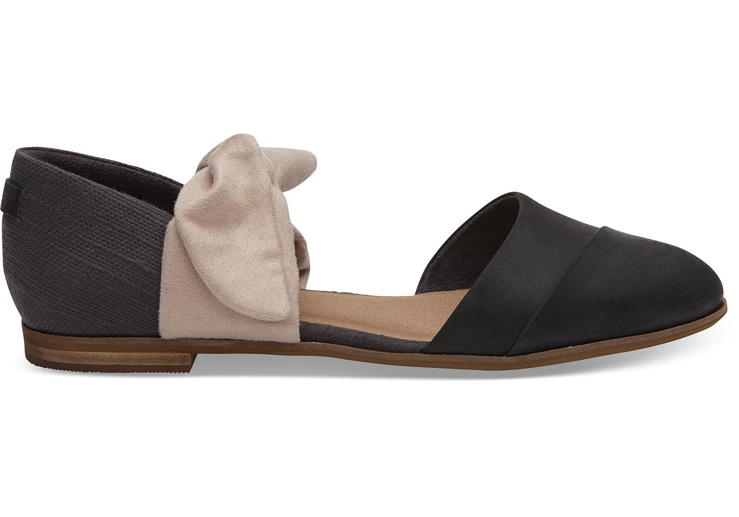toms flats with bow