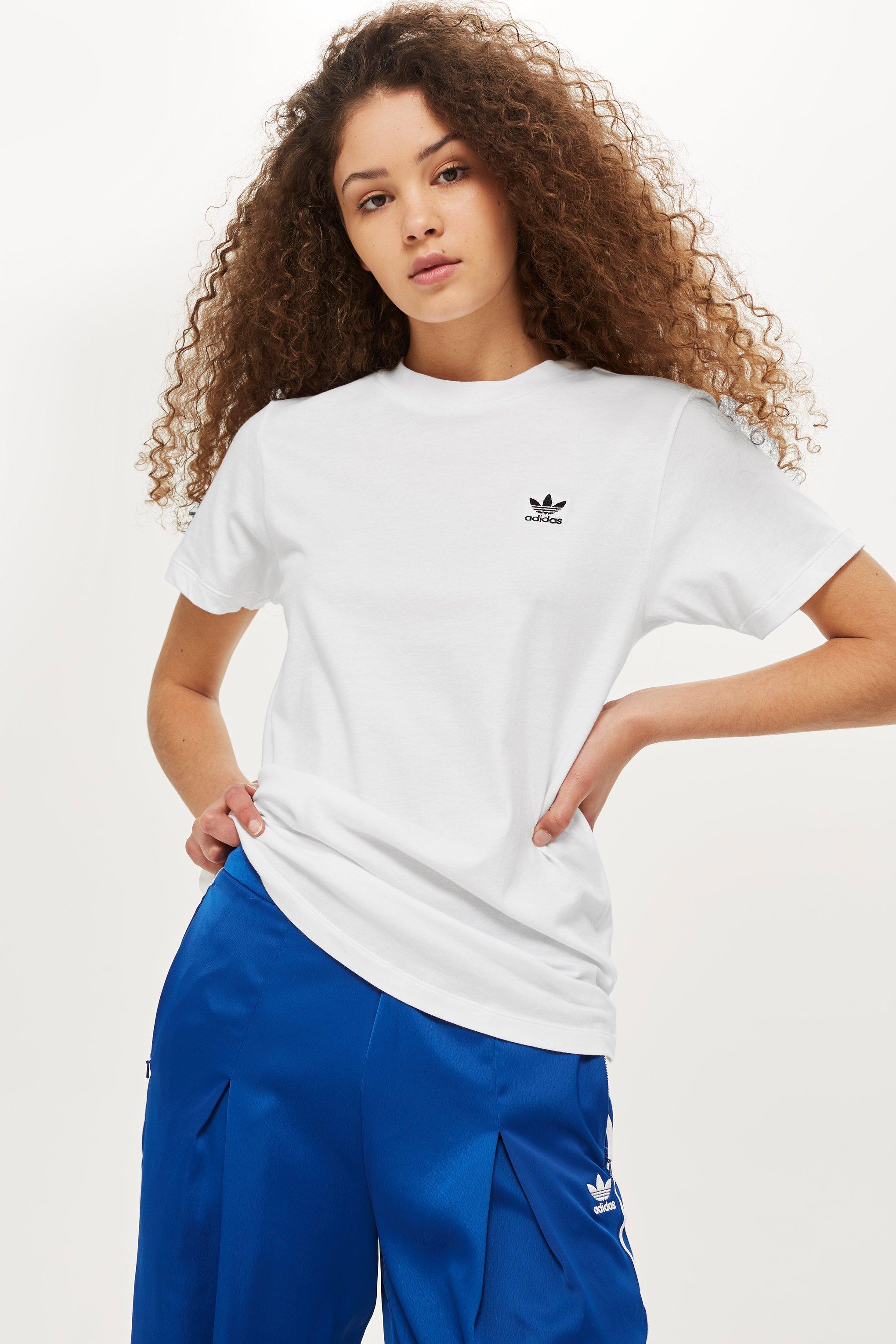 adidas small logo tee