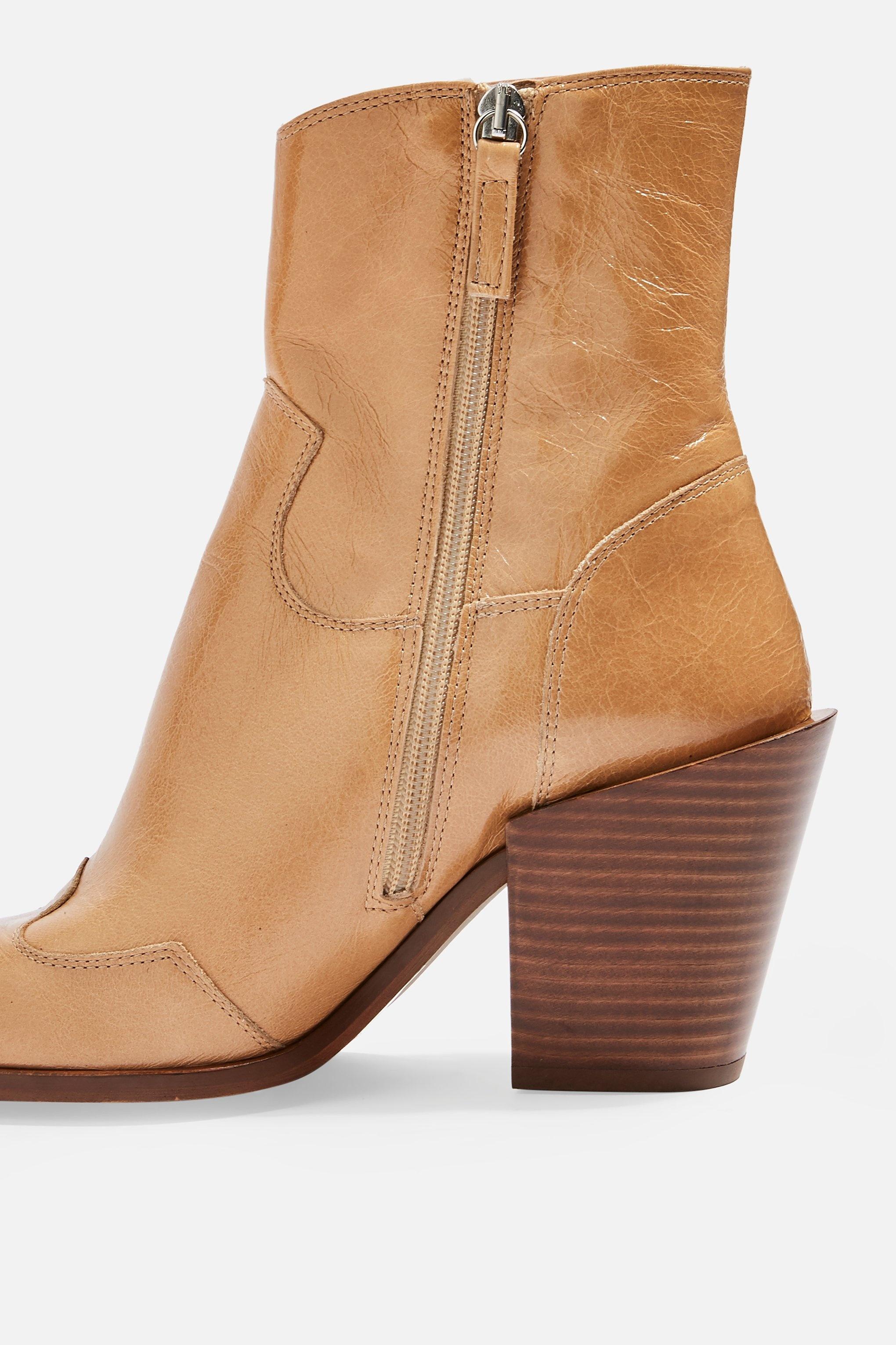 howdie high ankle boots