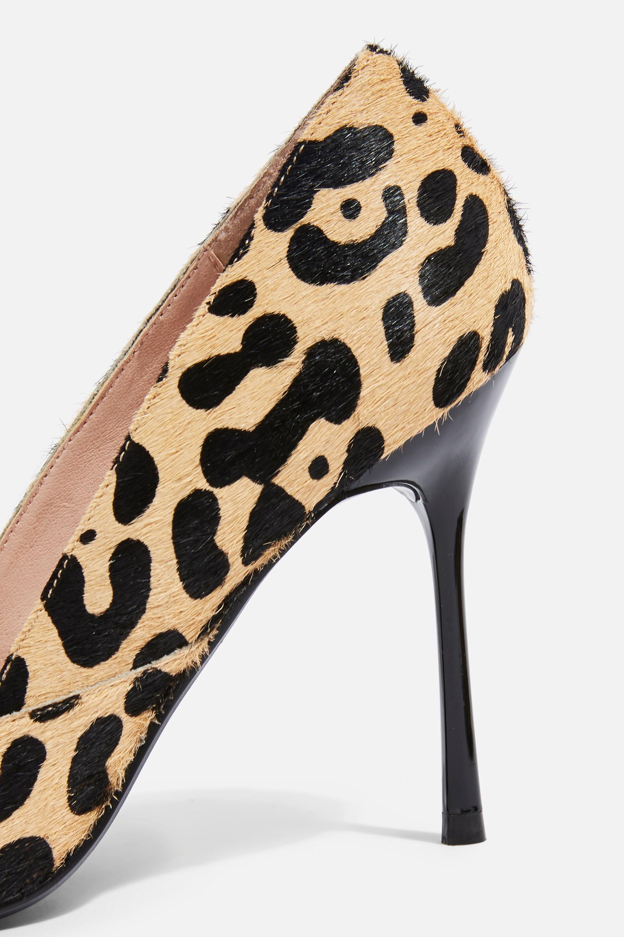 gigi court heels