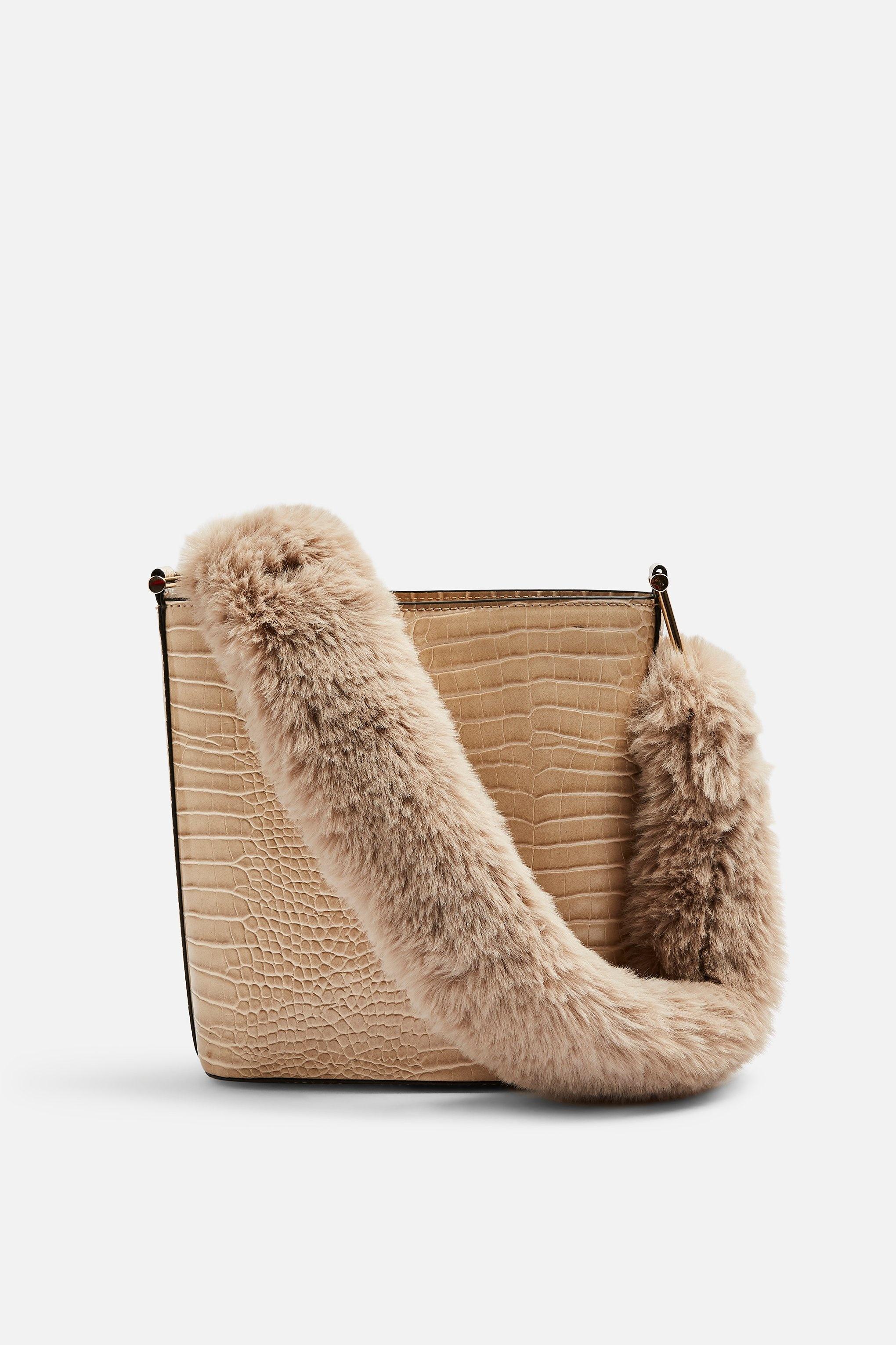 fur handle bag