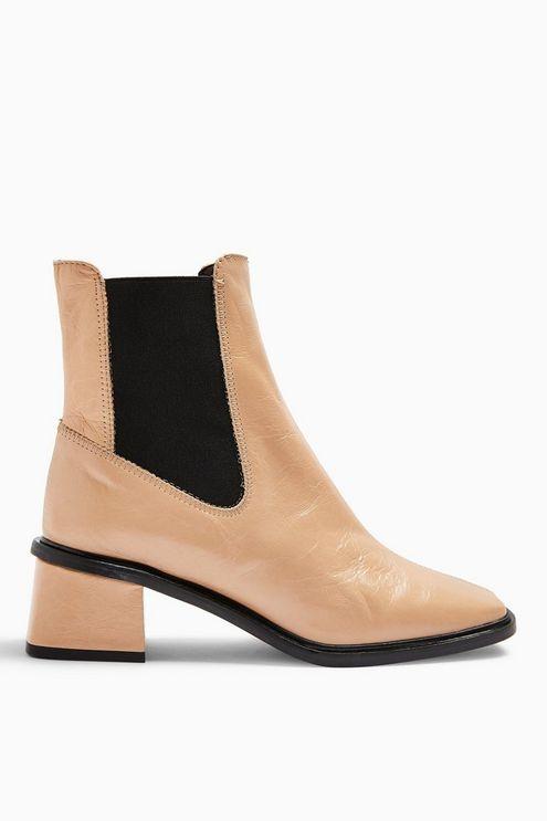 mia chelsea boots